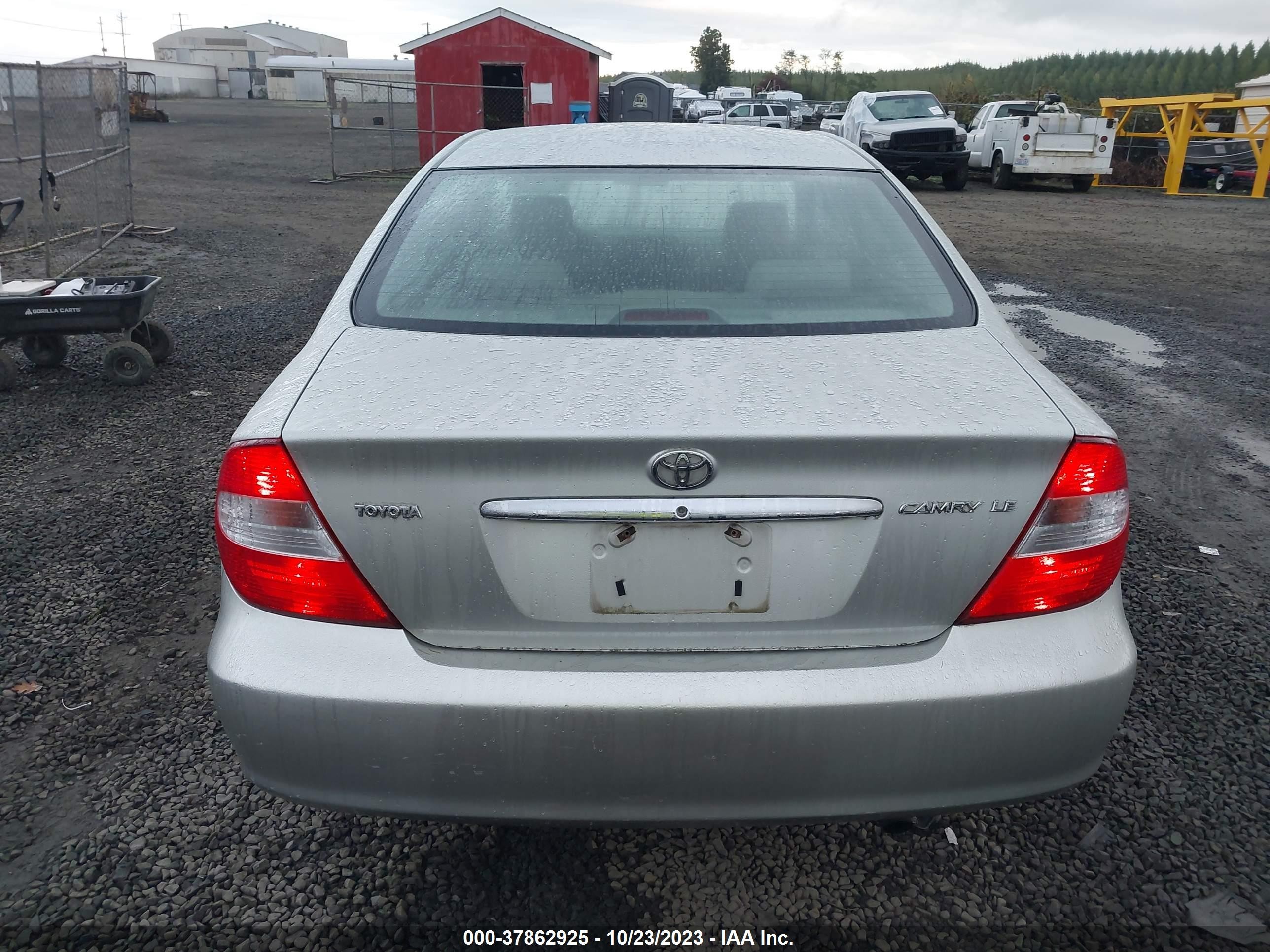 Photo 15 VIN: JTDBE32K820067331 - TOYOTA CAMRY 