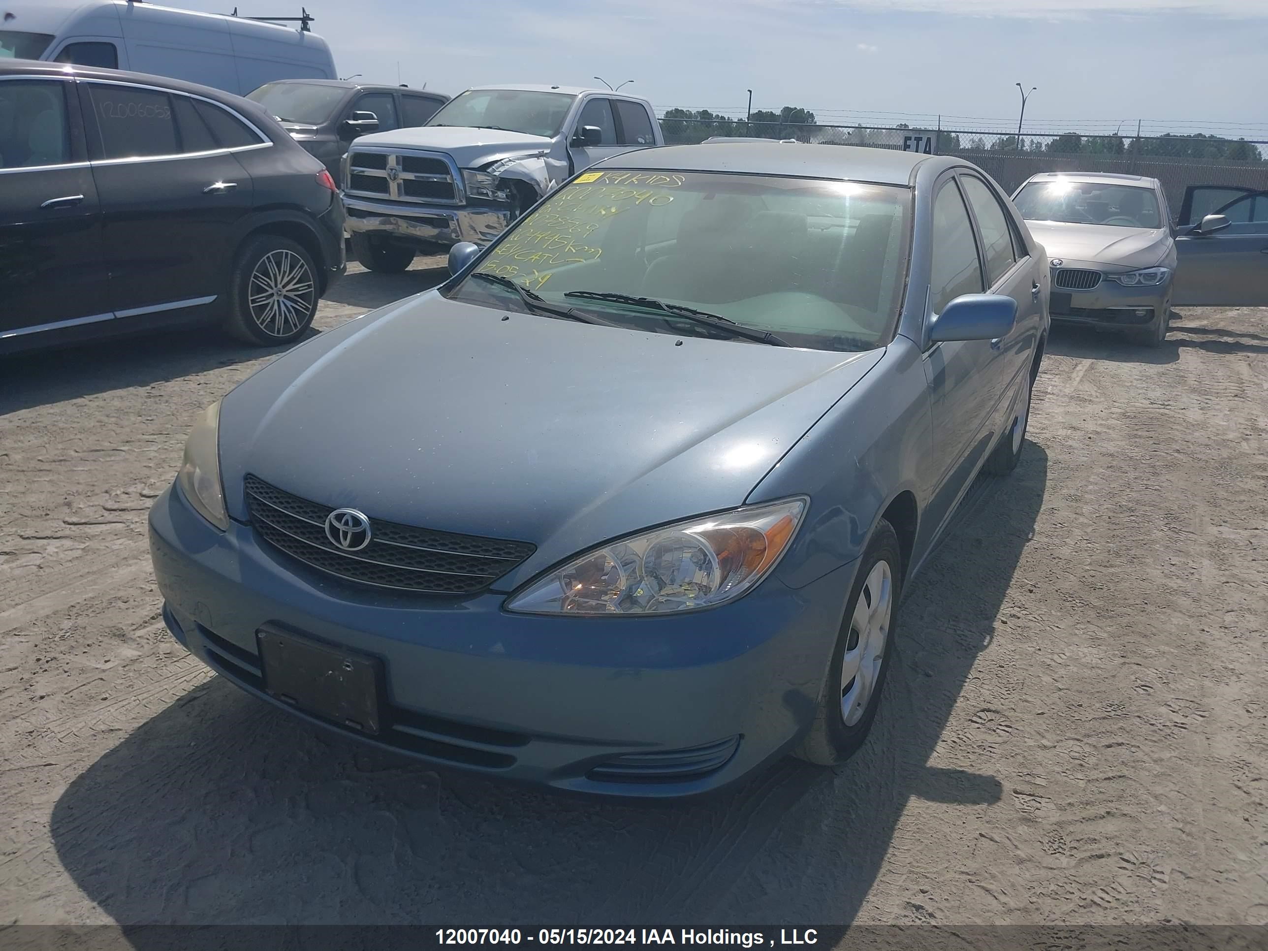 Photo 1 VIN: JTDBE32K820078569 - TOYOTA CAMRY 