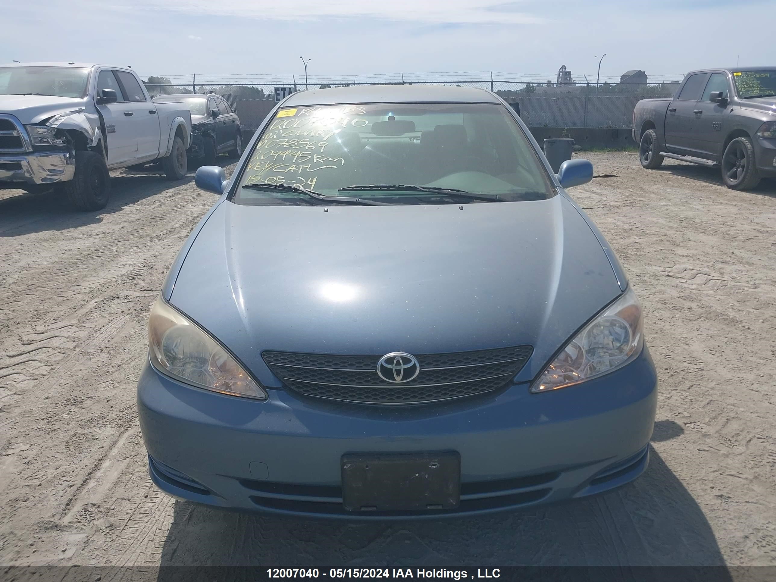 Photo 11 VIN: JTDBE32K820078569 - TOYOTA CAMRY 