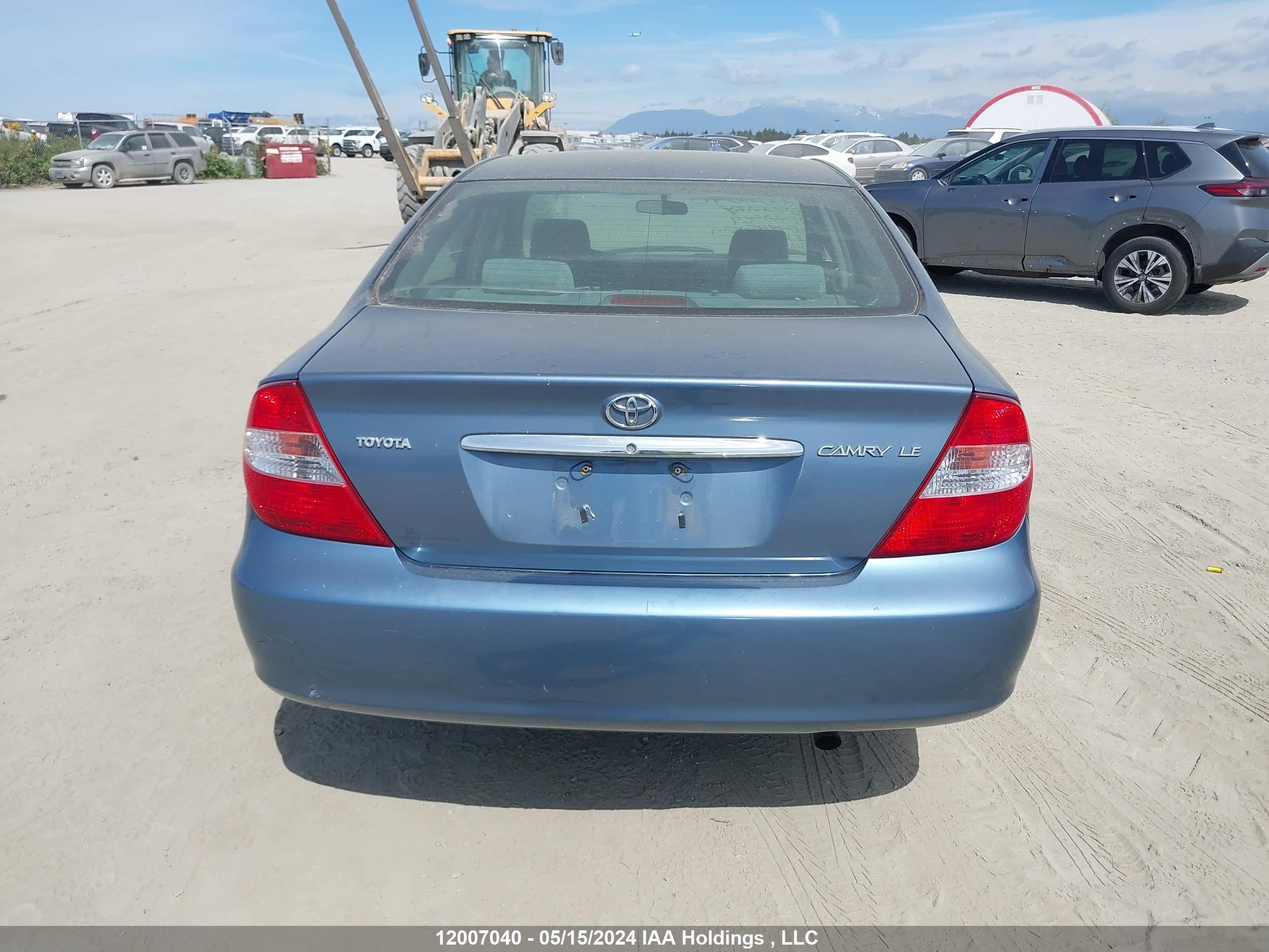 Photo 15 VIN: JTDBE32K820078569 - TOYOTA CAMRY 