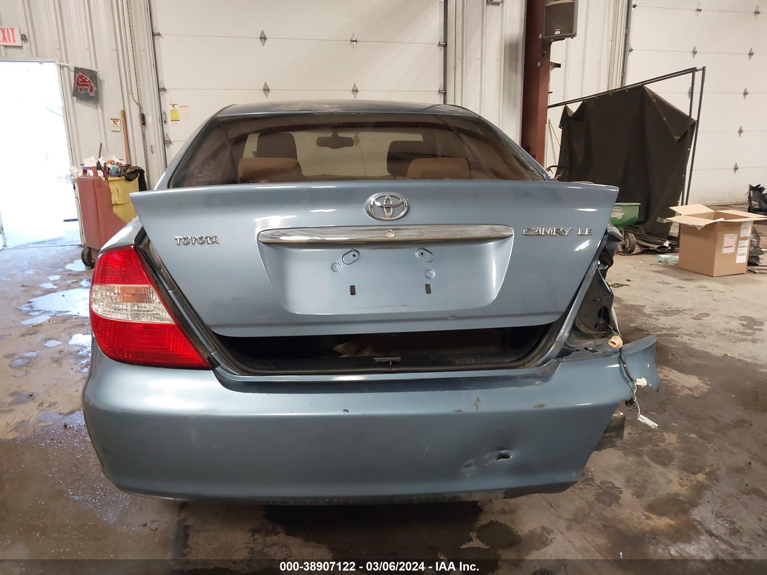 Photo 15 VIN: JTDBE32K840261439 - TOYOTA CAMRY 