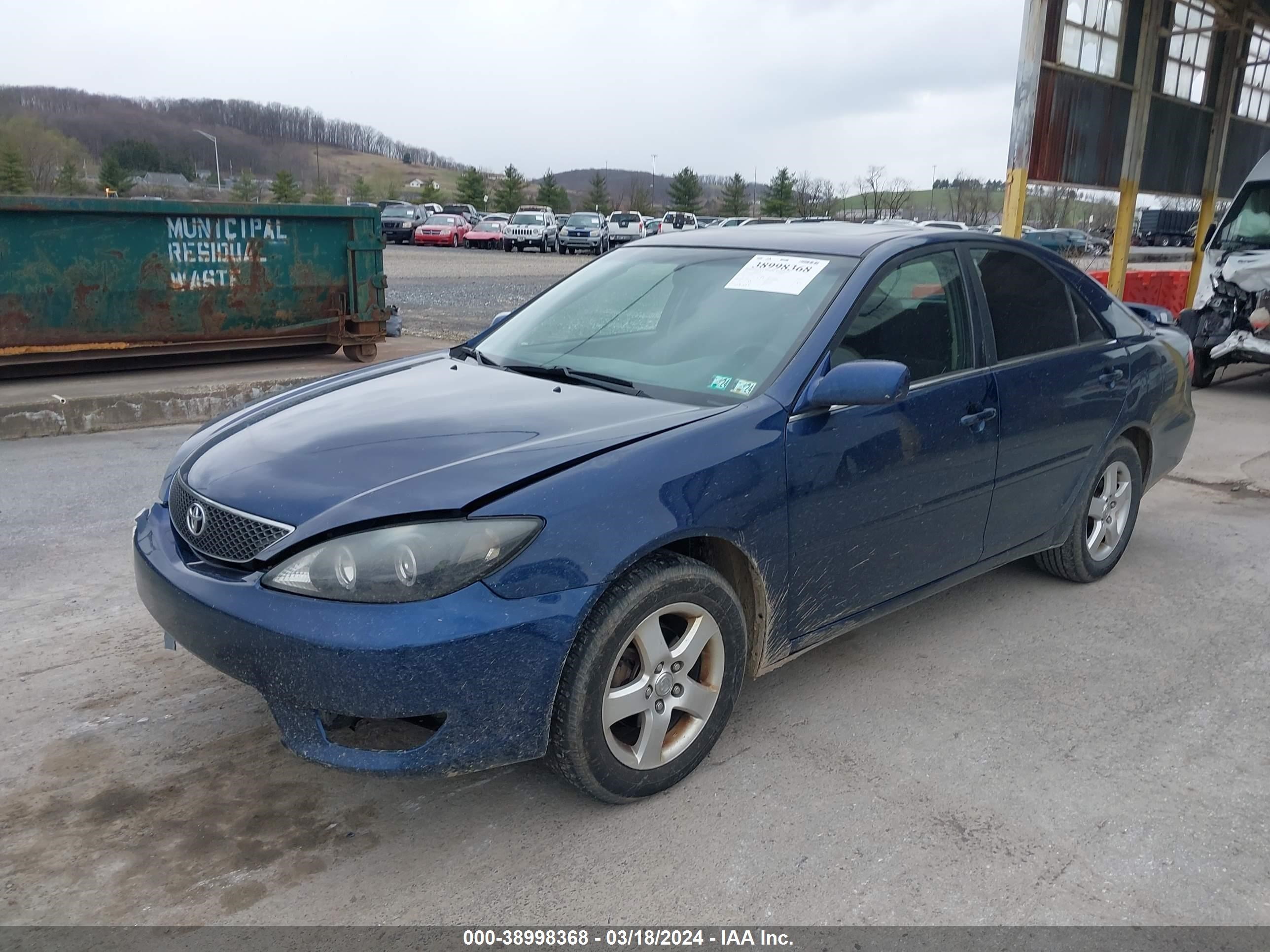 Photo 1 VIN: JTDBE32K853019170 - TOYOTA CAMRY 