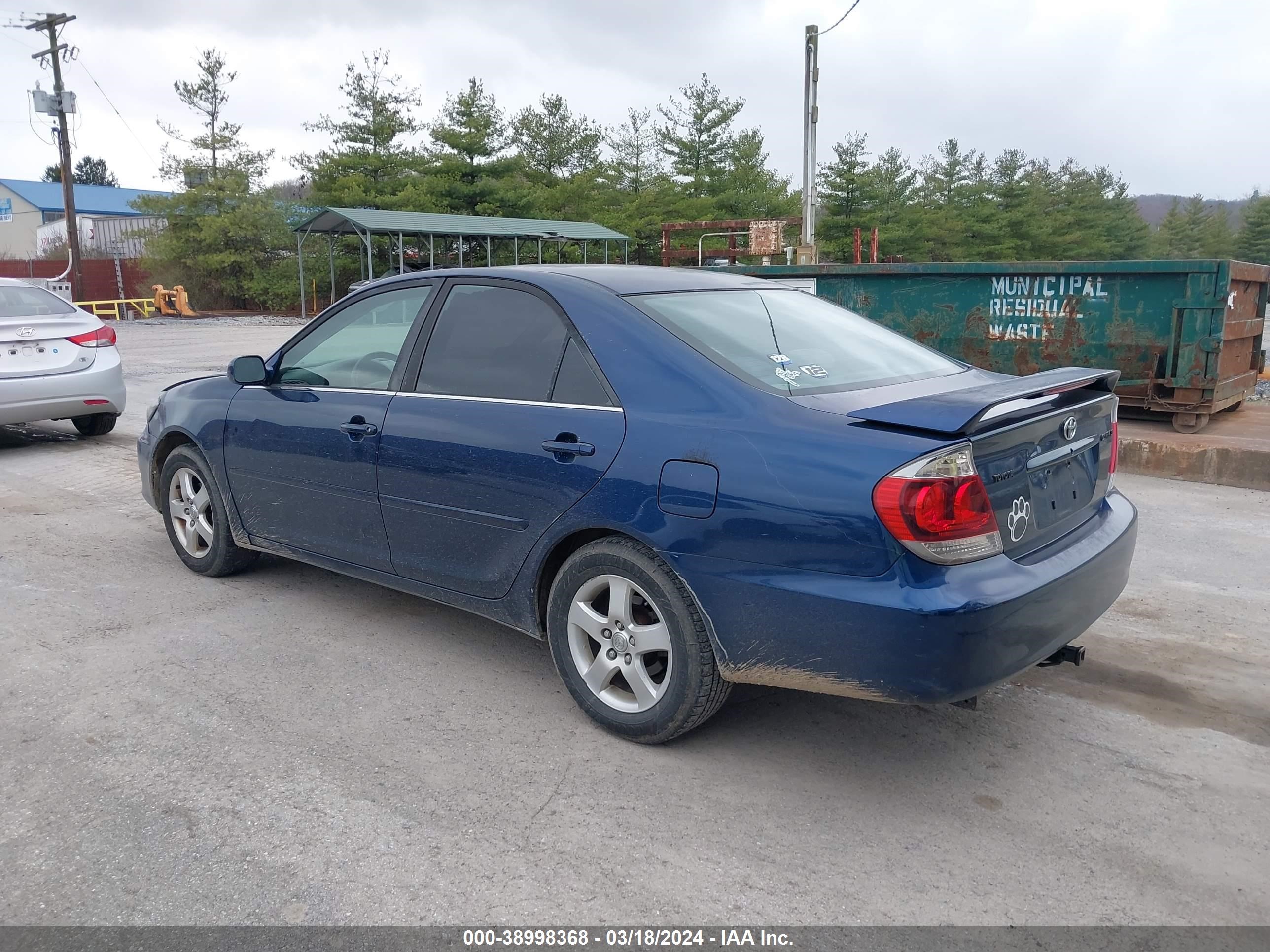 Photo 2 VIN: JTDBE32K853019170 - TOYOTA CAMRY 