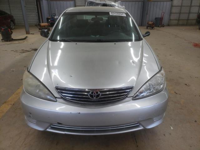 Photo 4 VIN: JTDBE32K963040126 - TOYOTA CAMRY LE 