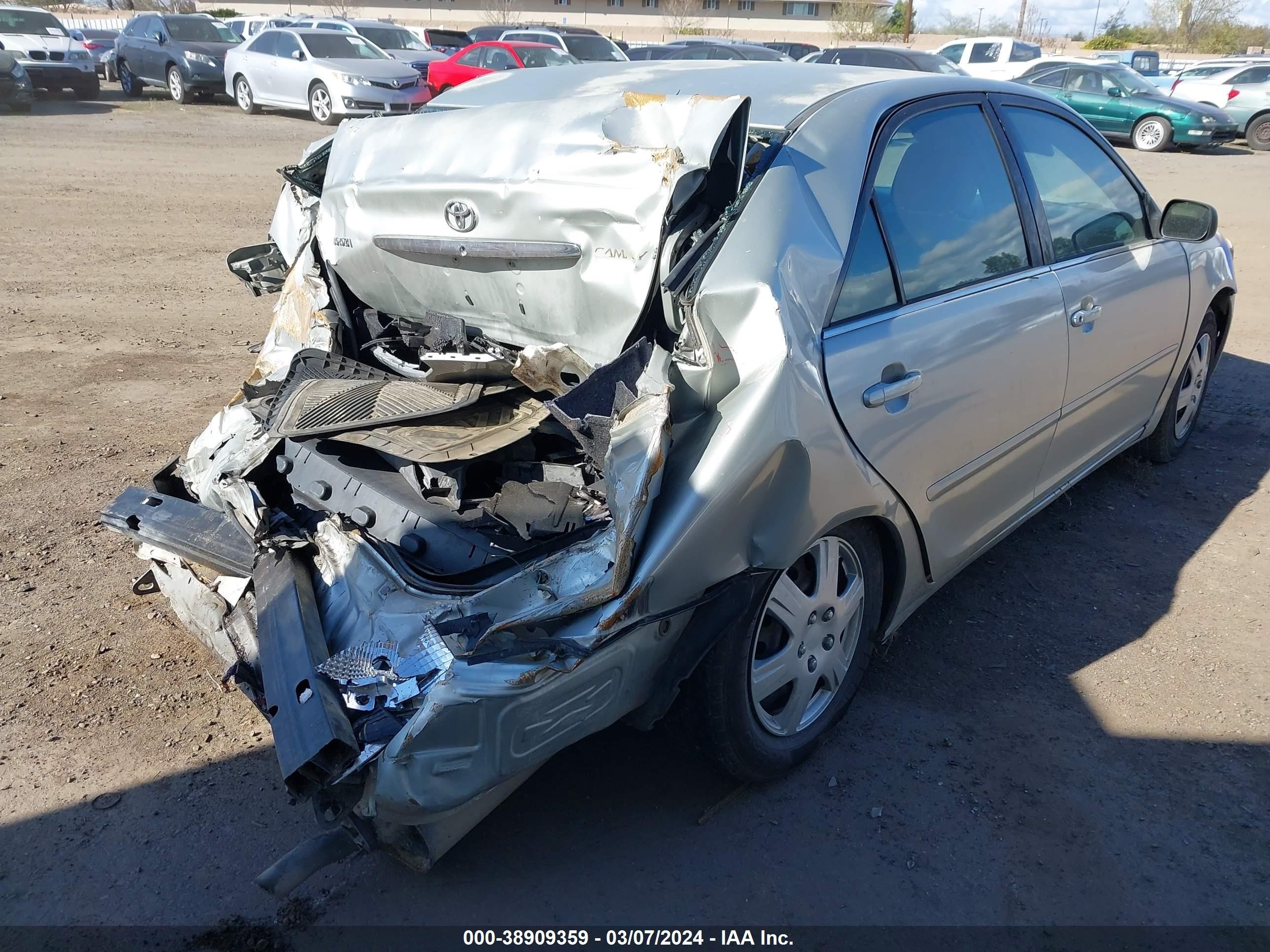 Photo 13 VIN: JTDBE32KX30160952 - TOYOTA CAMRY 