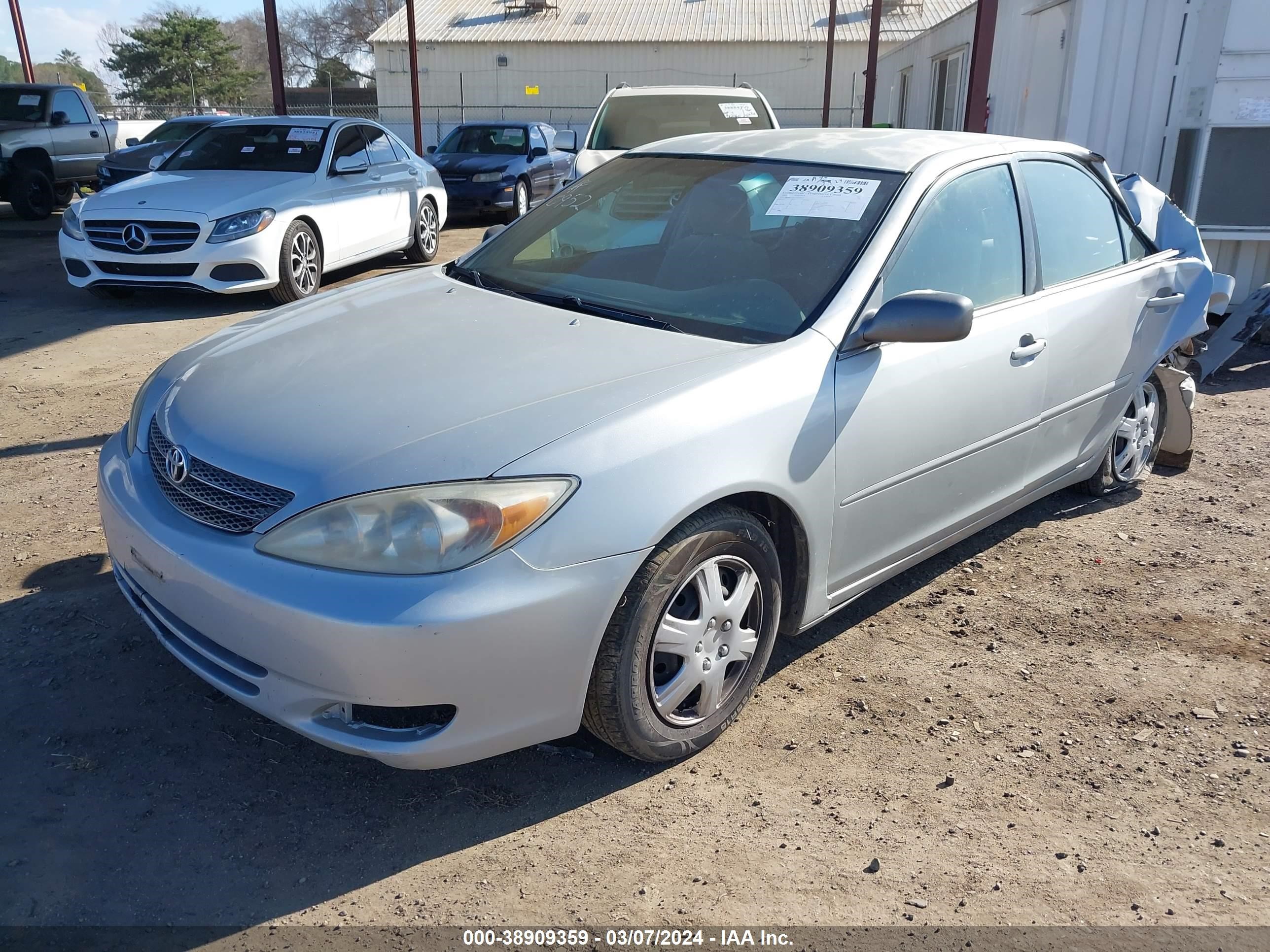 Photo 15 VIN: JTDBE32KX30160952 - TOYOTA CAMRY 