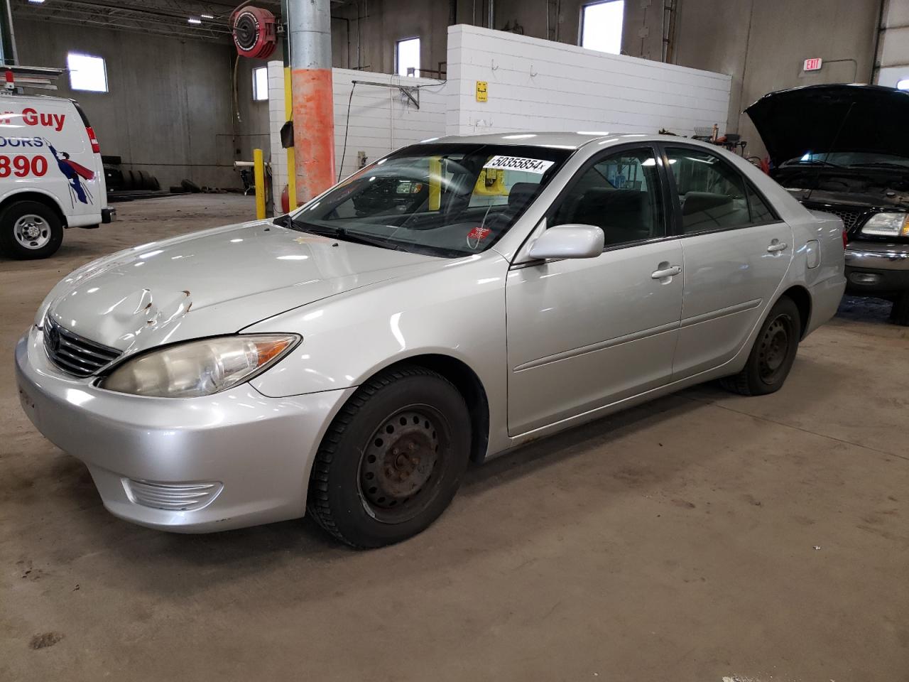 Photo 0 VIN: JTDBE32KX63058750 - TOYOTA CAMRY 