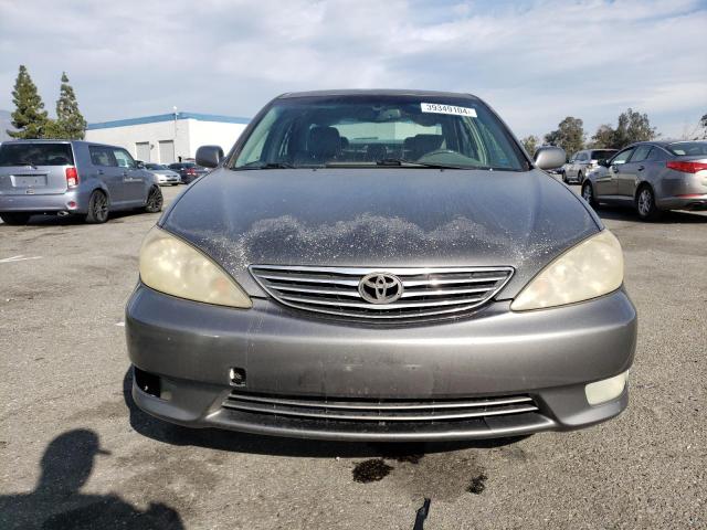 Photo 4 VIN: JTDBF30K050162440 - TOYOTA CAMRY 