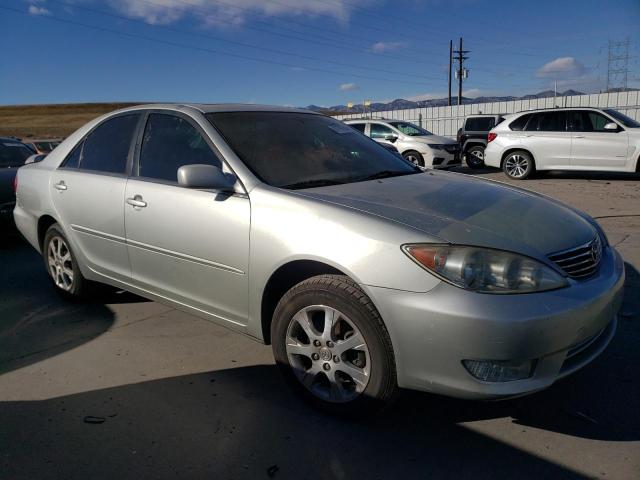 Photo 3 VIN: JTDBF30K050166665 - TOYOTA CAMRY LE 