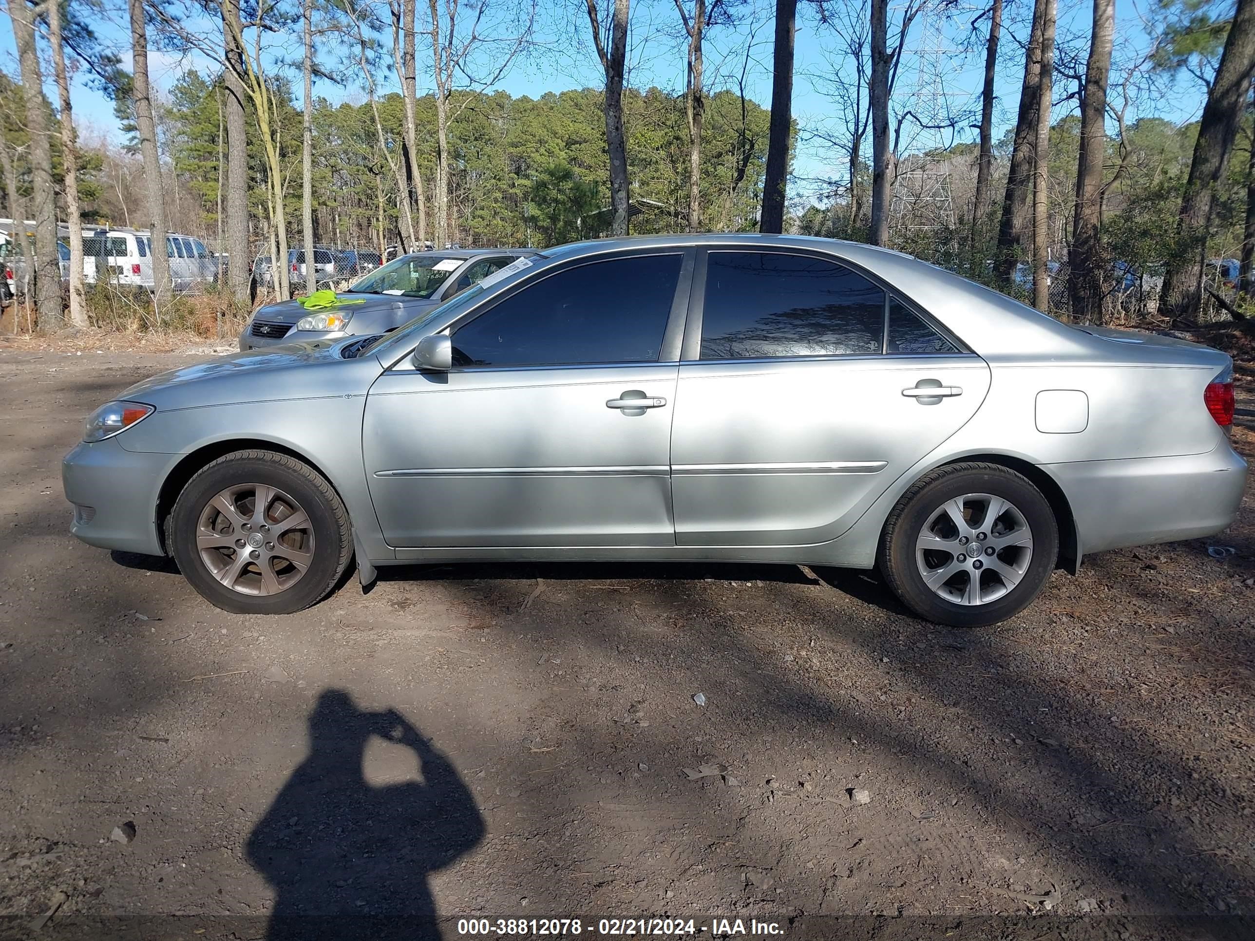 Photo 13 VIN: JTDBF30K360168458 - TOYOTA CAMRY 