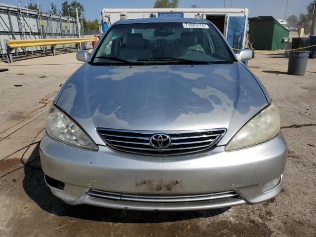 Photo 4 VIN: JTDBF30K360168623 - TOYOTA CAMRY LE 