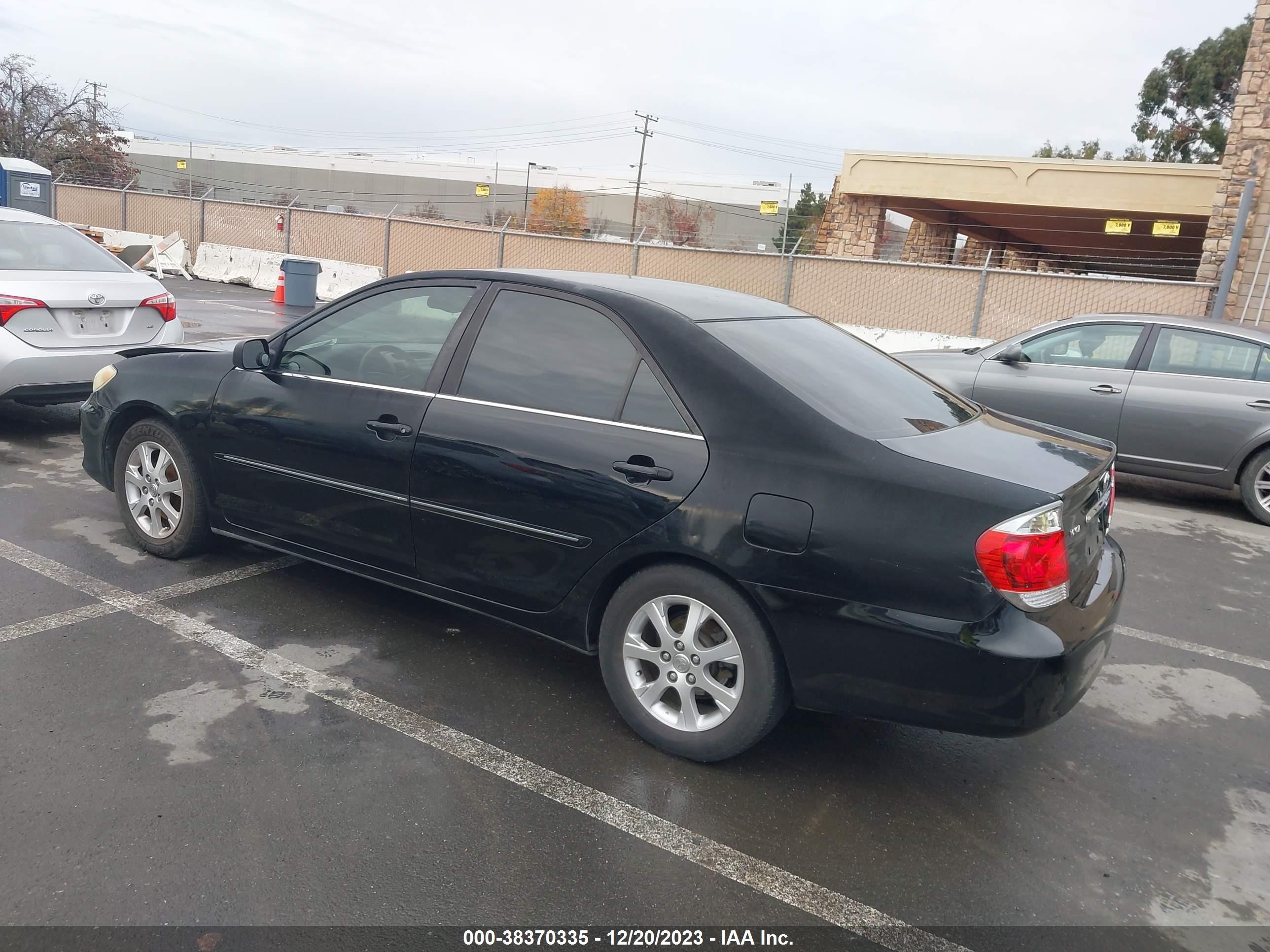 Photo 2 VIN: JTDBF30K850166252 - TOYOTA CAMRY 