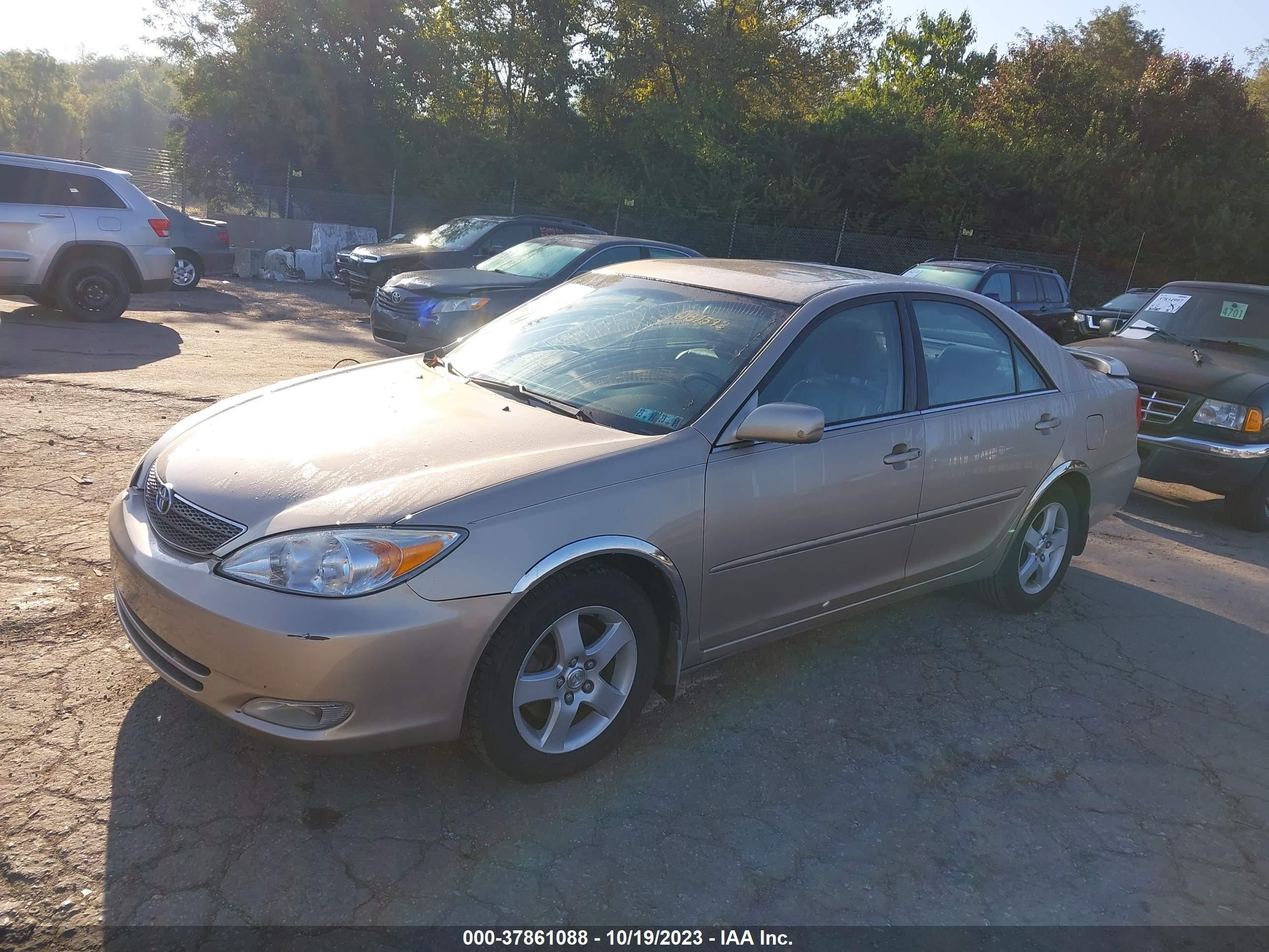 Photo 1 VIN: JTDBF30K920081593 - TOYOTA CAMRY 