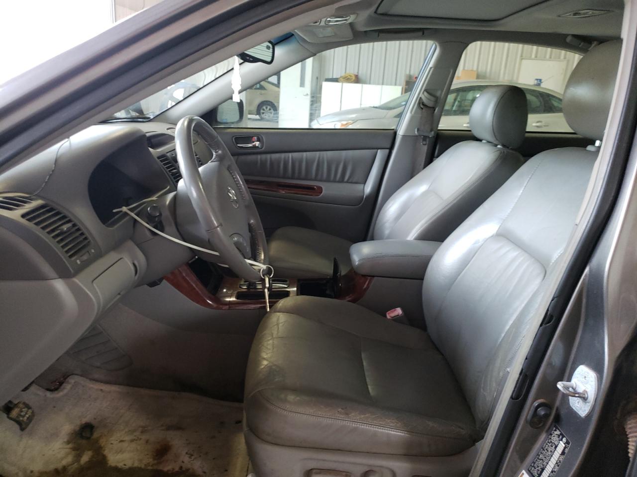 Photo 6 VIN: JTDBF32K050162399 - TOYOTA CAMRY 