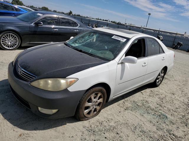 Photo 0 VIN: JTDBF32K050163861 - TOYOTA CAMRY LE 