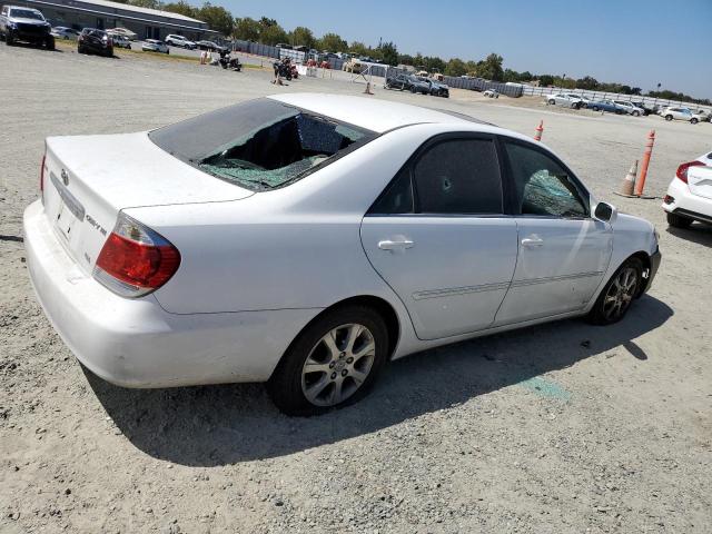 Photo 2 VIN: JTDBF32K050163861 - TOYOTA CAMRY LE 