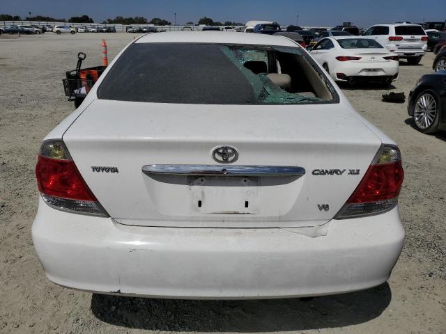 Photo 5 VIN: JTDBF32K050163861 - TOYOTA CAMRY LE 