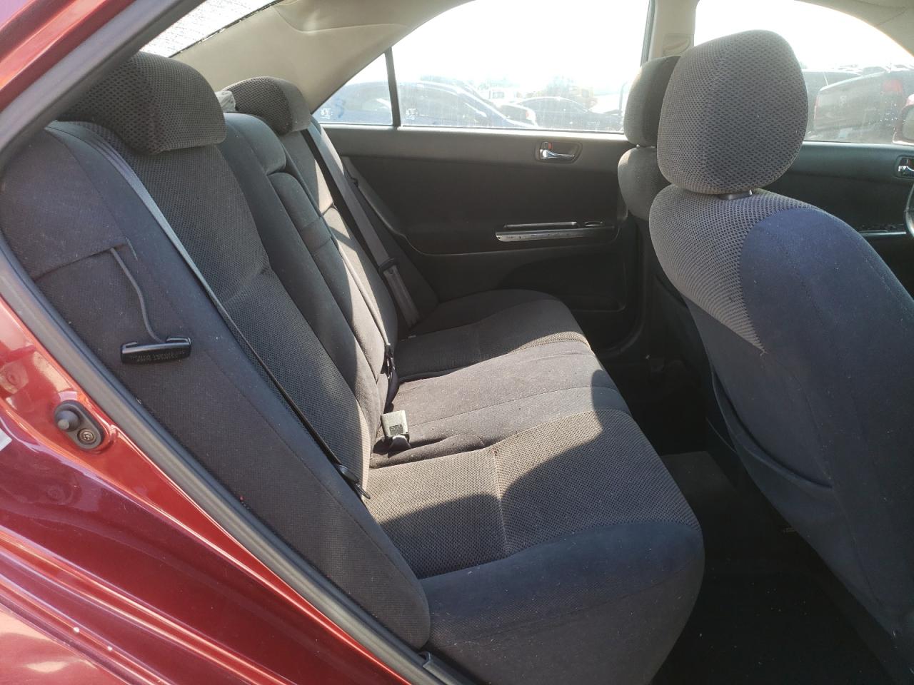 Photo 9 VIN: JTDBF32K420039426 - TOYOTA CAMRY 