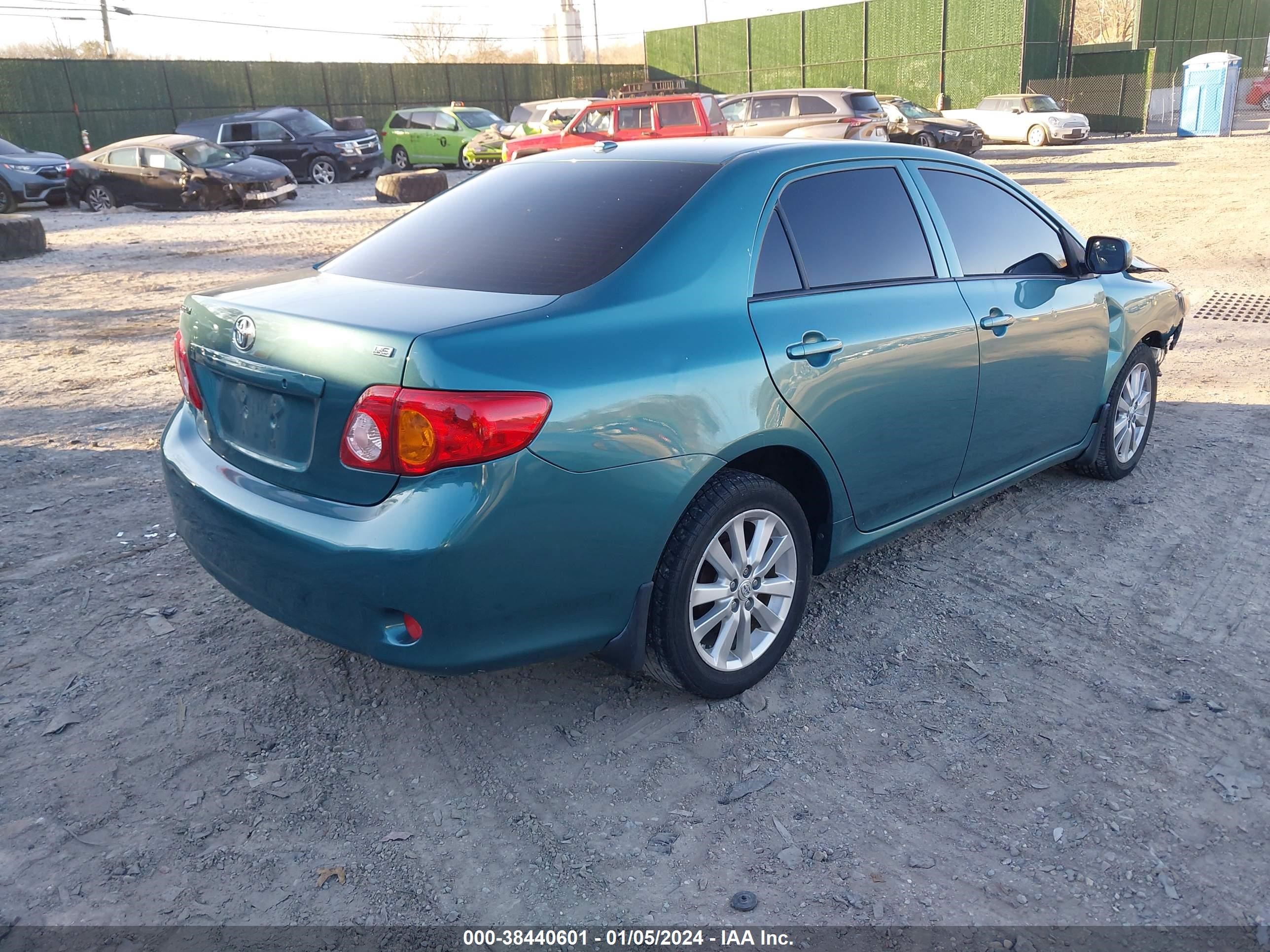 Photo 3 VIN: JTDBL40E09J010456 - TOYOTA COROLLA 