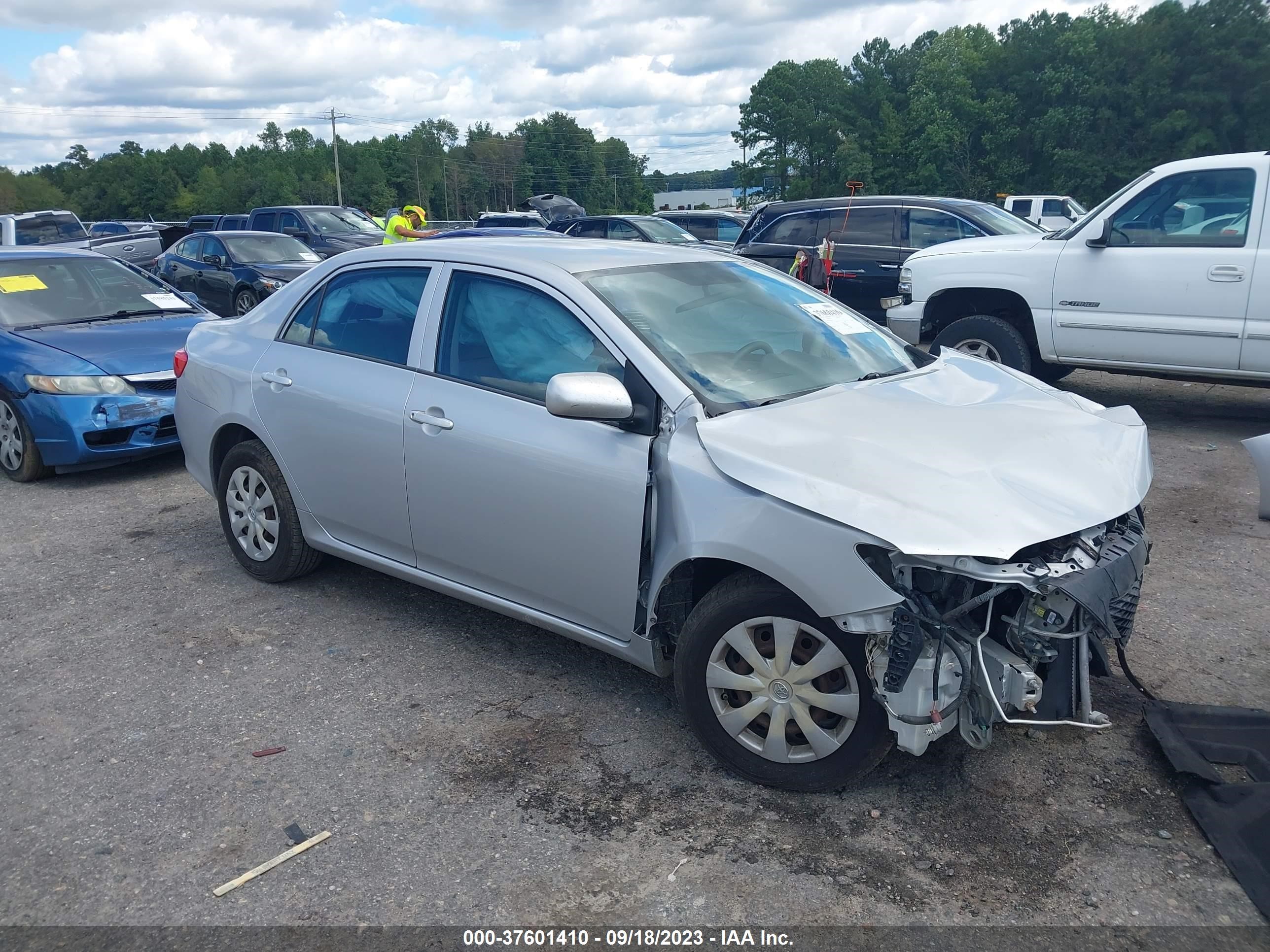 Photo 0 VIN: JTDBL40E199040325 - TOYOTA COROLLA 