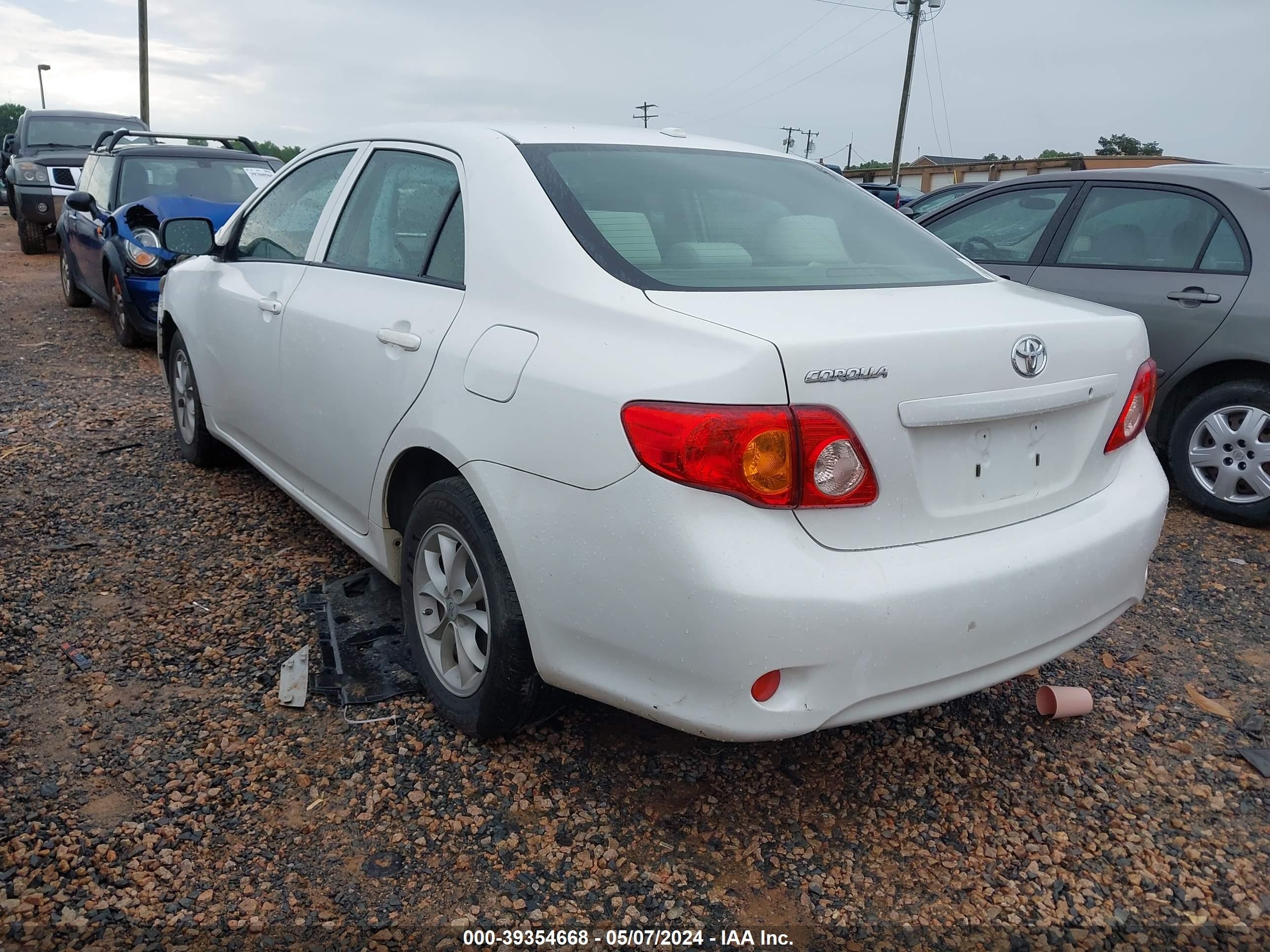 Photo 2 VIN: JTDBL40E199083482 - TOYOTA COROLLA 