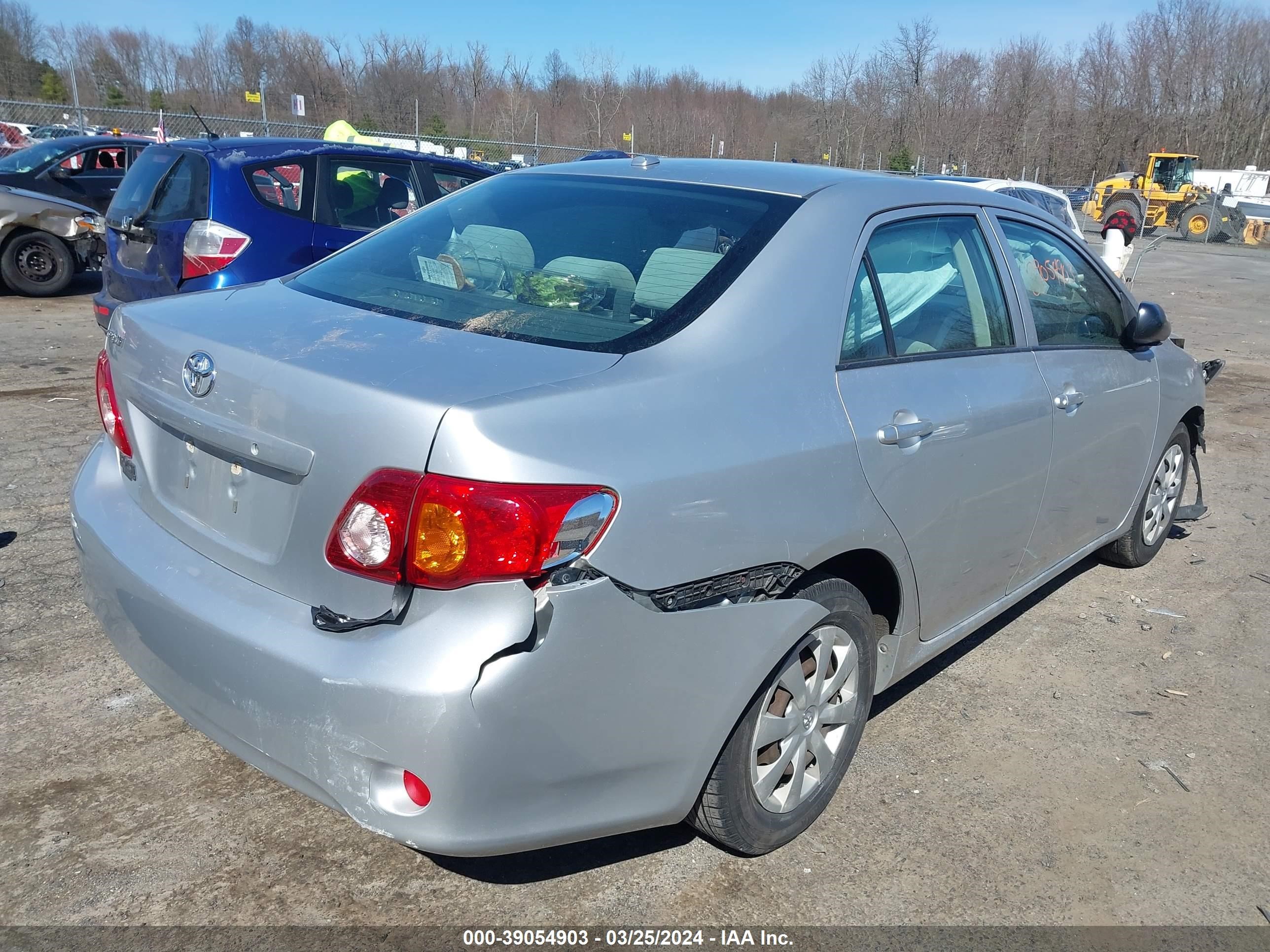 Photo 3 VIN: JTDBL40E29J016341 - TOYOTA COROLLA 