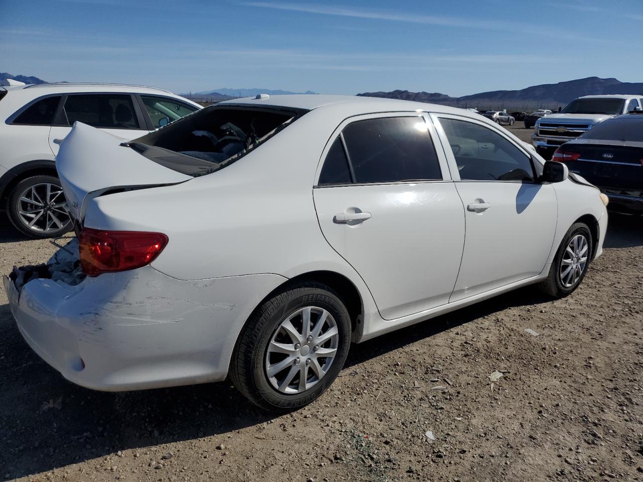 Photo 2 VIN: JTDBL40E29J017604 - TOYOTA COROLLA 