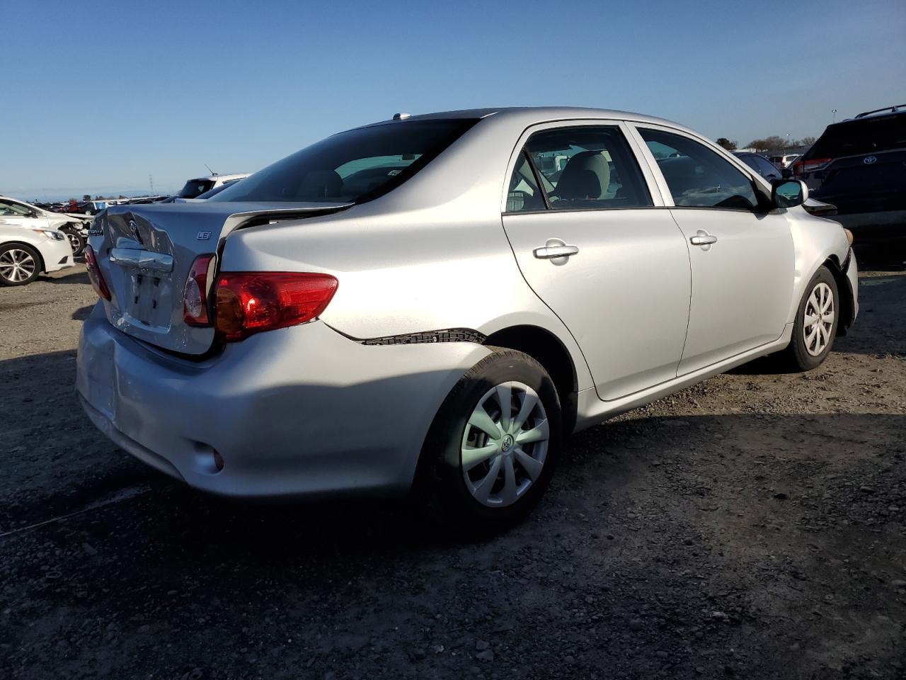 Photo 2 VIN: JTDBL40E499039251 - TOYOTA COROLLA 