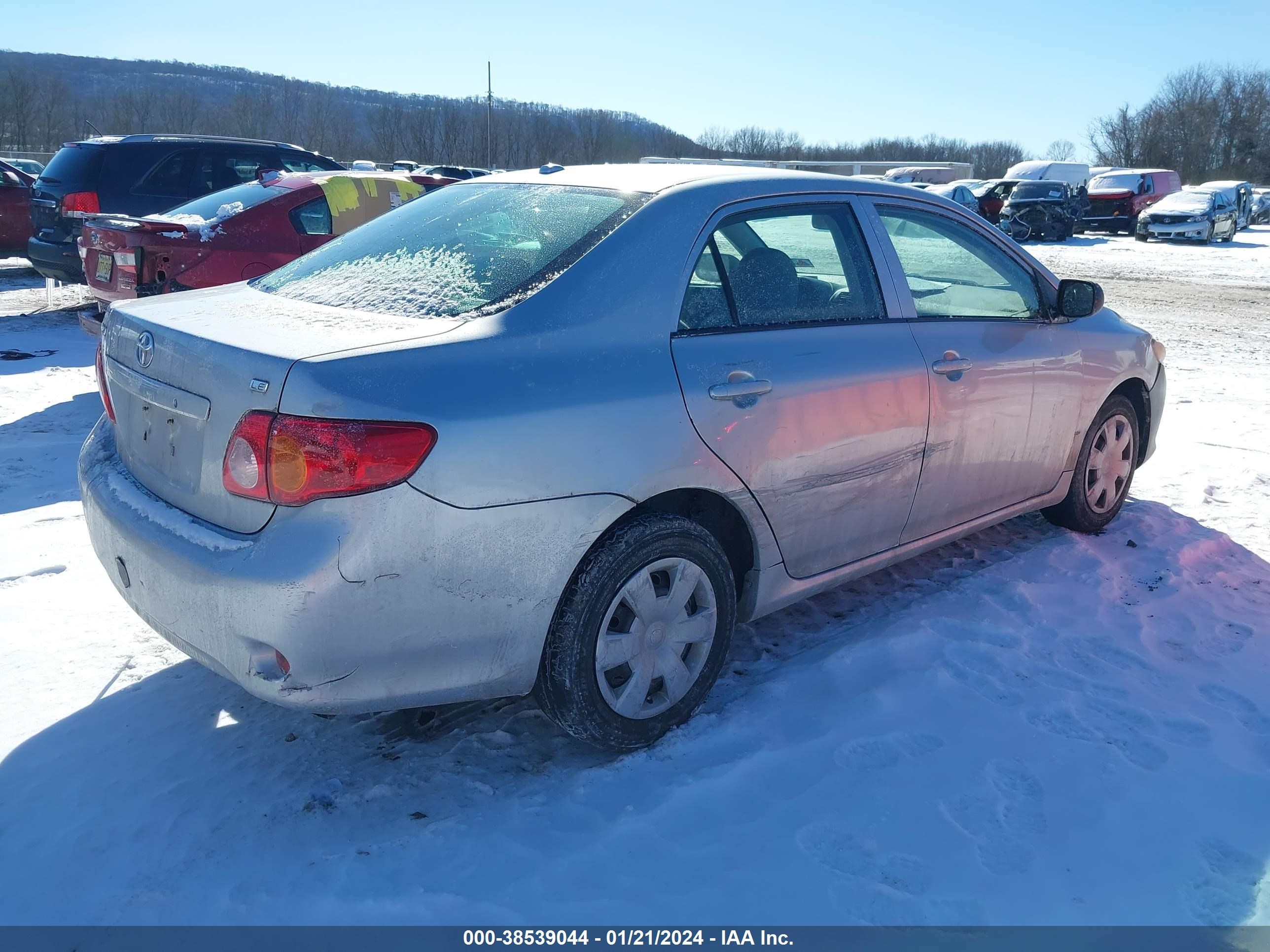 Photo 3 VIN: JTDBL40E499049035 - TOYOTA COROLLA 