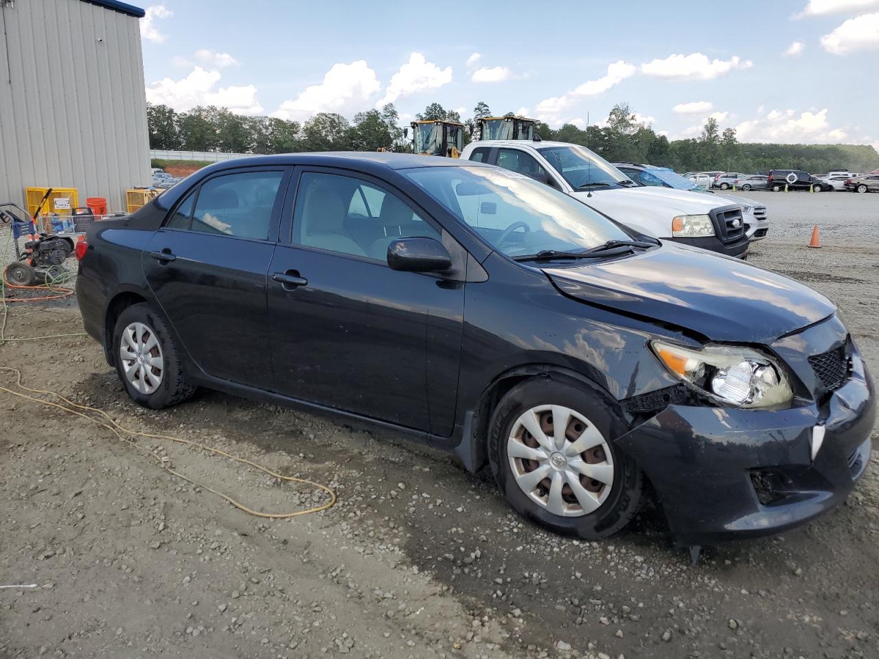 Photo 3 VIN: JTDBL40E499071438 - TOYOTA COROLLA 