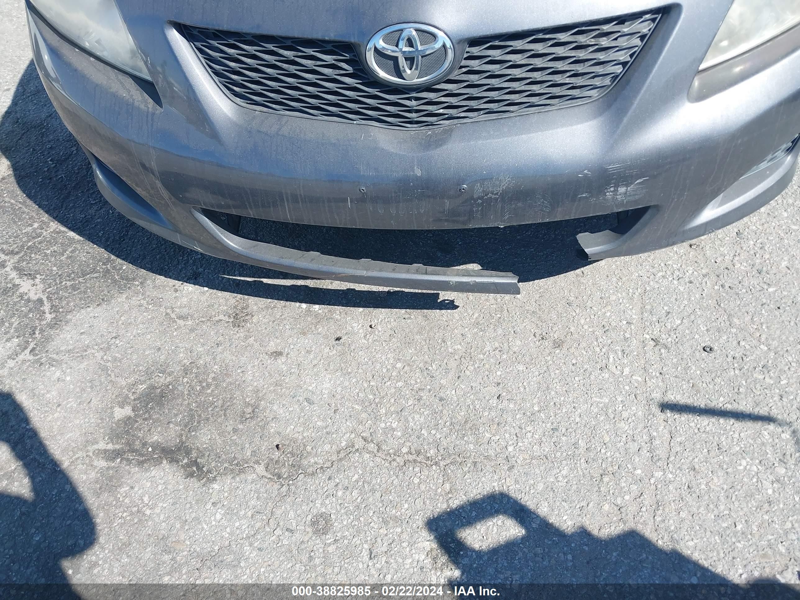 Photo 5 VIN: JTDBL40E69J027987 - TOYOTA COROLLA 