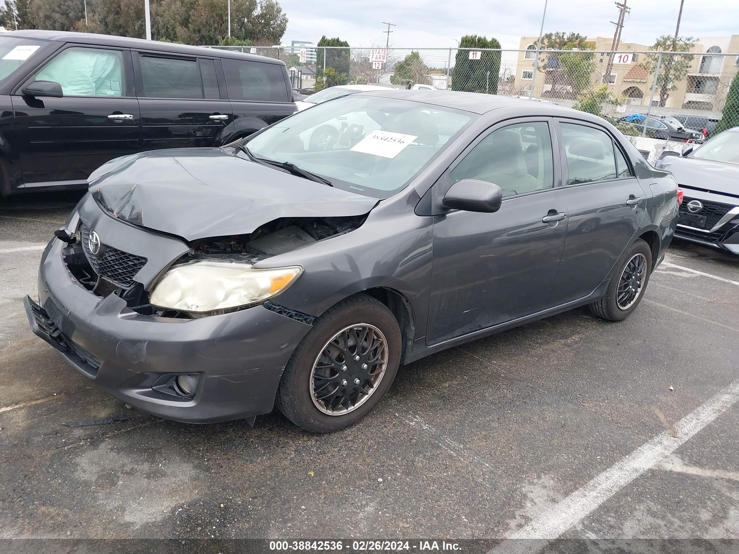 Photo 1 VIN: JTDBL40E799036957 - TOYOTA COROLLA 