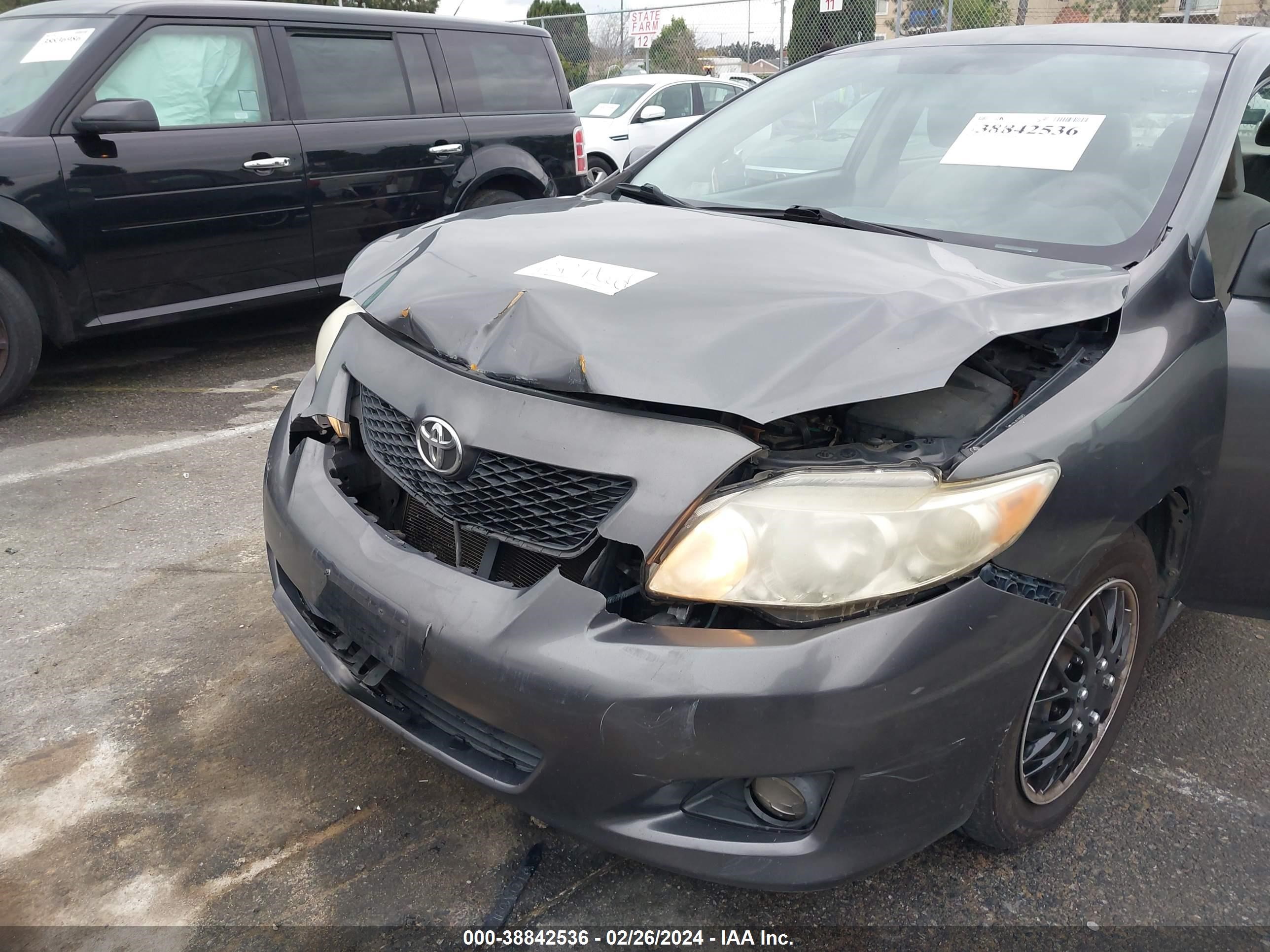 Photo 5 VIN: JTDBL40E799036957 - TOYOTA COROLLA 