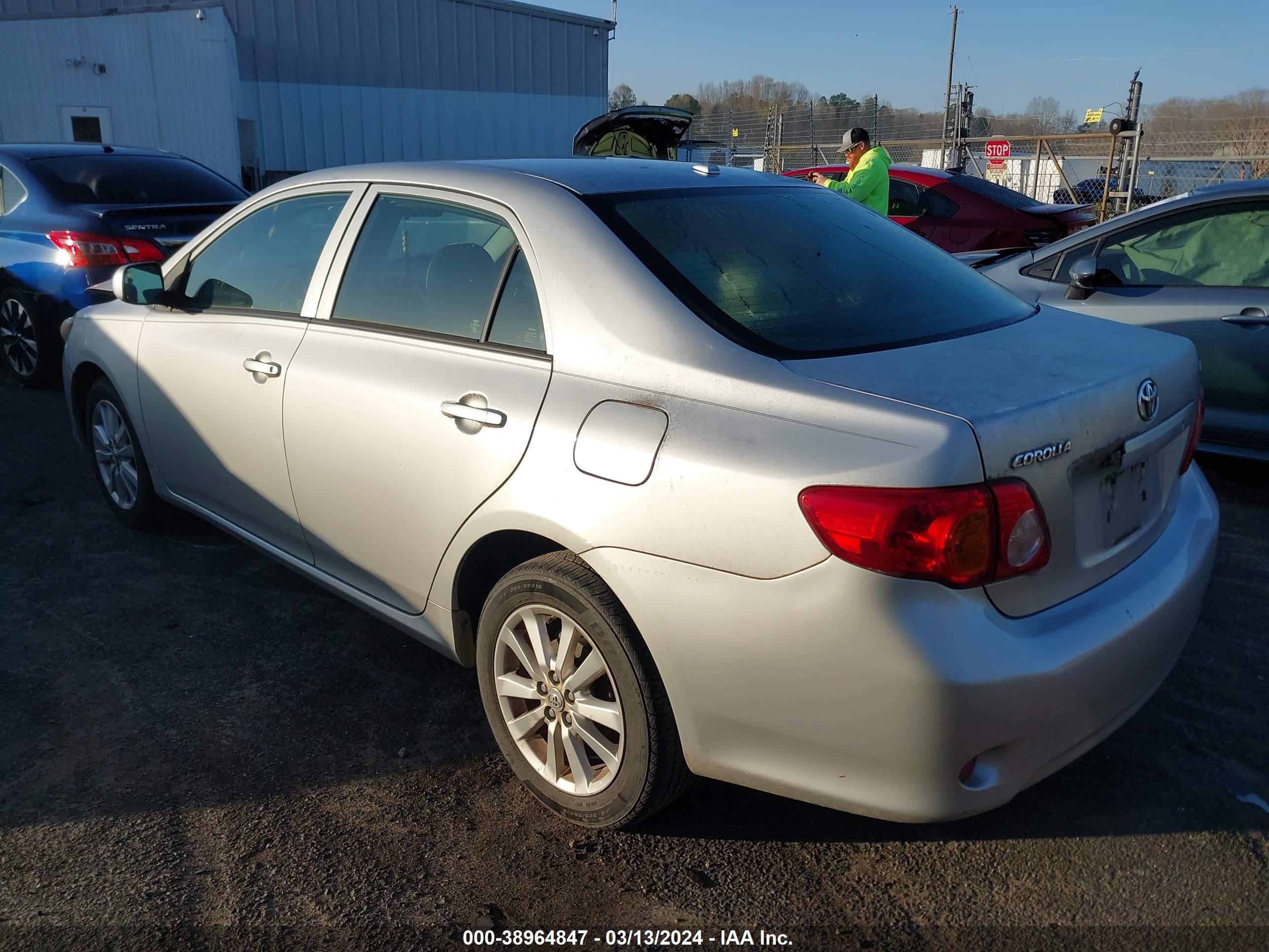 Photo 2 VIN: JTDBL40E799078111 - TOYOTA COROLLA 