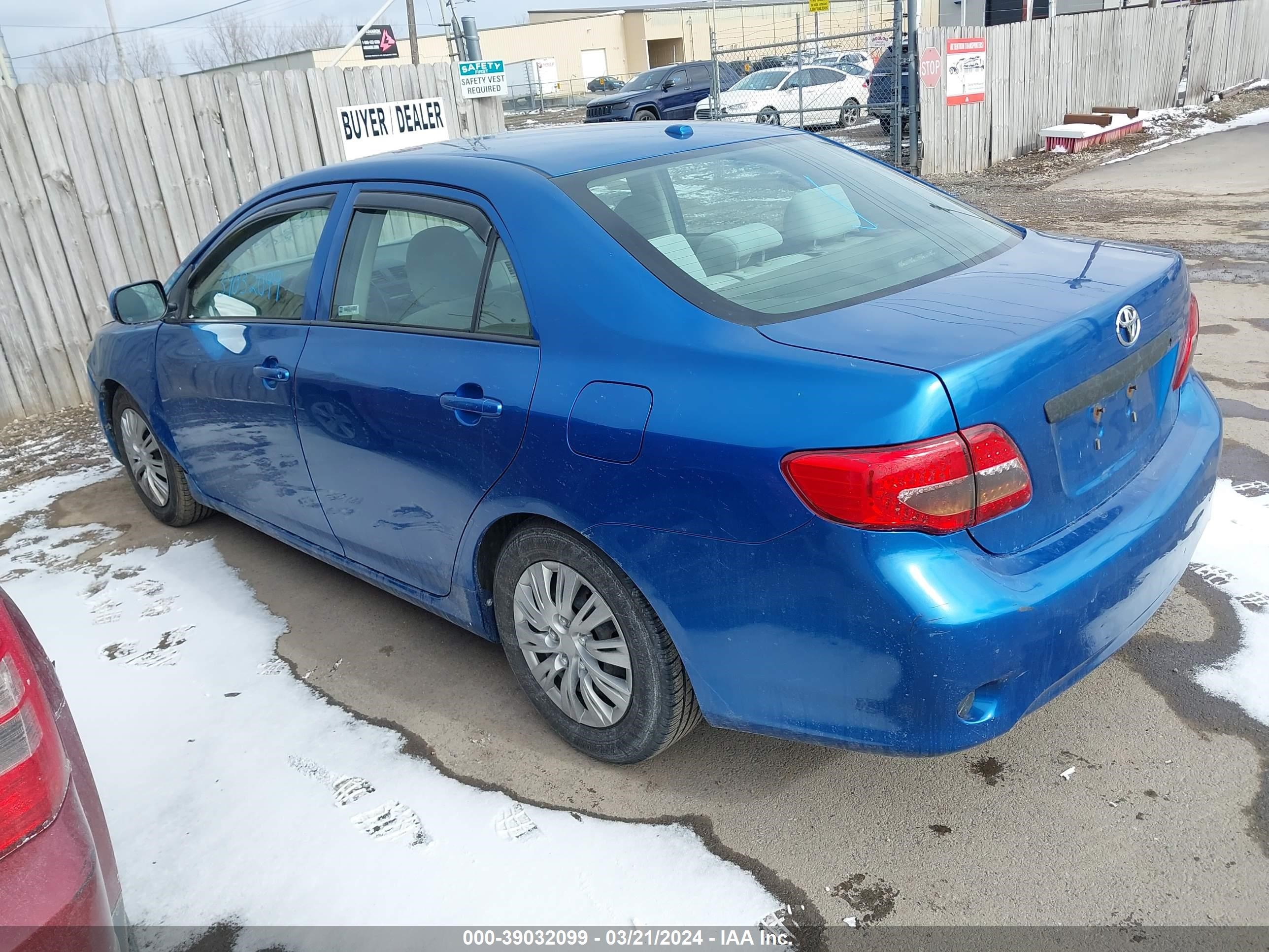 Photo 2 VIN: JTDBL40E899047434 - TOYOTA COROLLA 