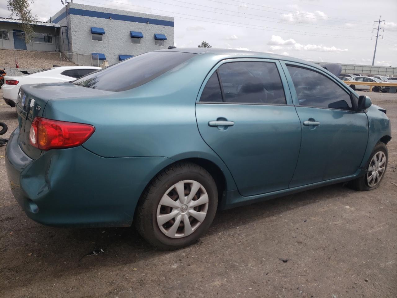 Photo 2 VIN: JTDBL40E899057753 - TOYOTA COROLLA 