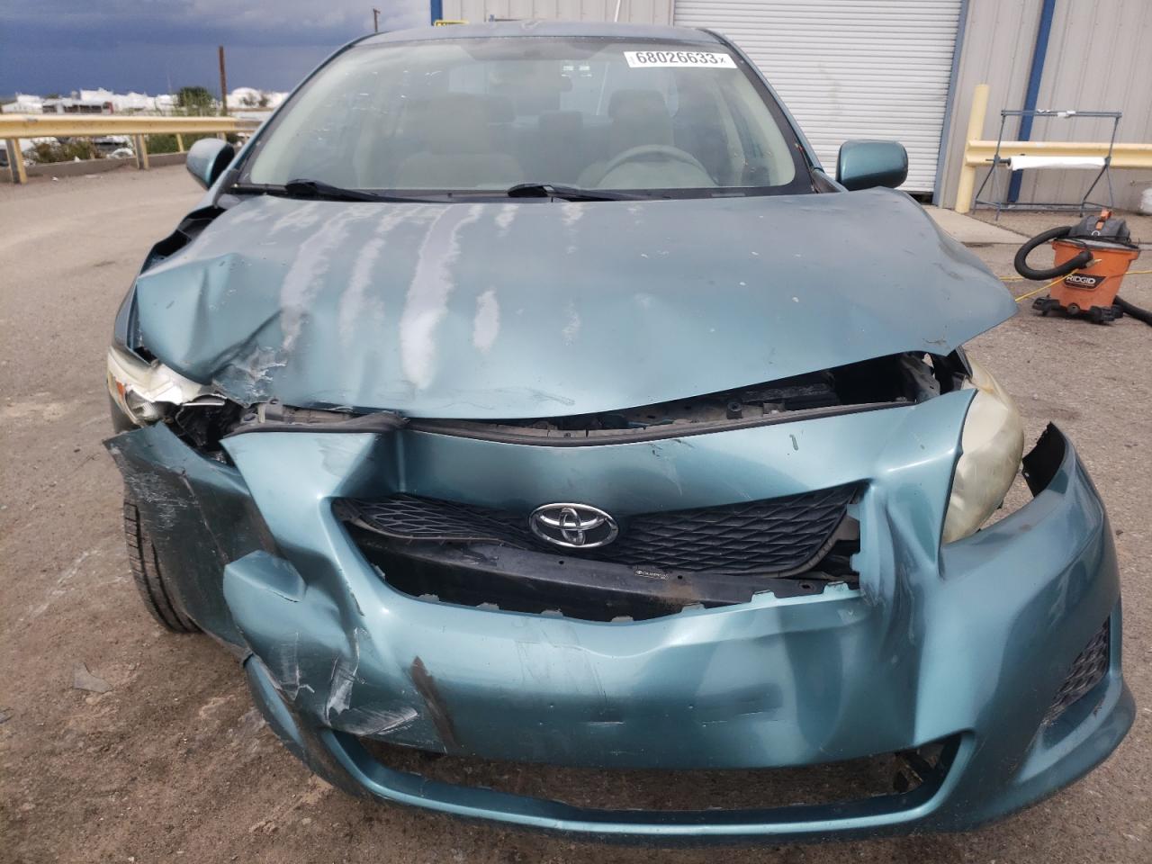 Photo 4 VIN: JTDBL40E899057753 - TOYOTA COROLLA 