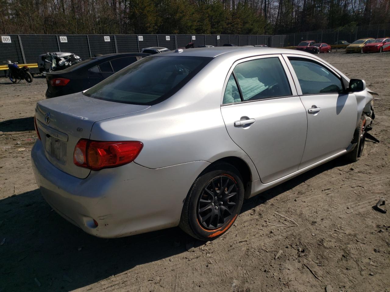 Photo 2 VIN: JTDBL40E999027273 - TOYOTA COROLLA 