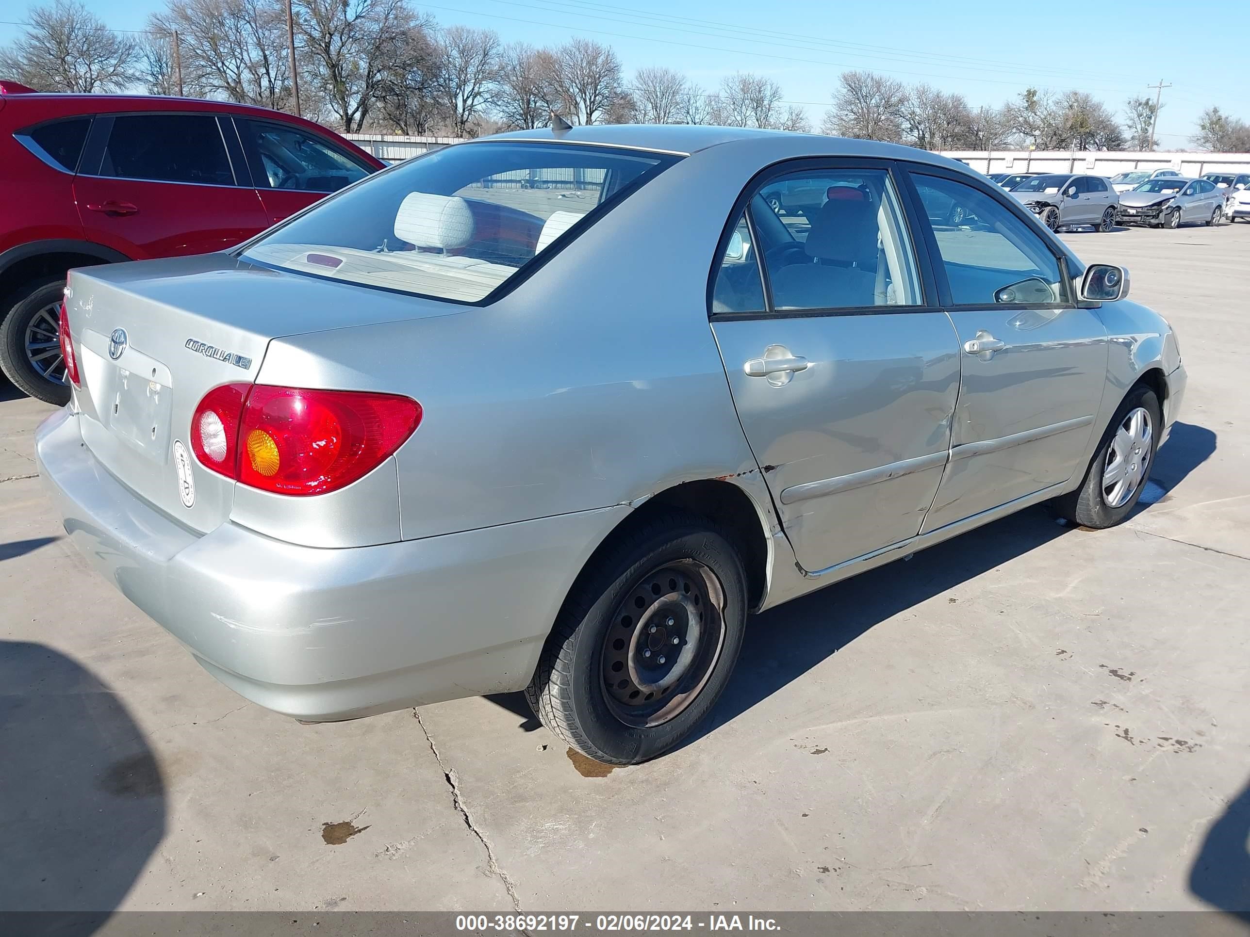 Photo 3 VIN: JTDBR32E032006849 - TOYOTA COROLLA 