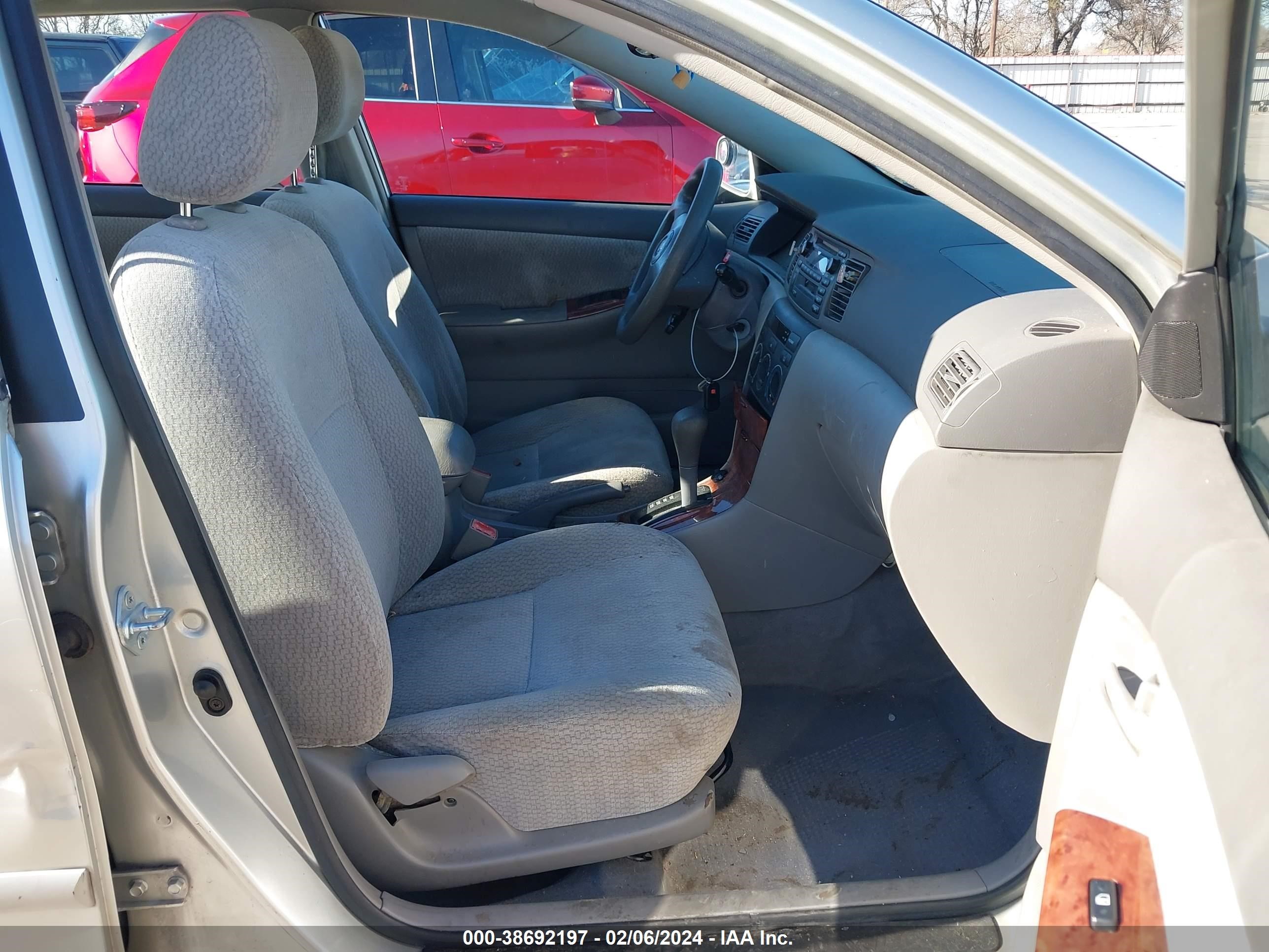 Photo 4 VIN: JTDBR32E032006849 - TOYOTA COROLLA 