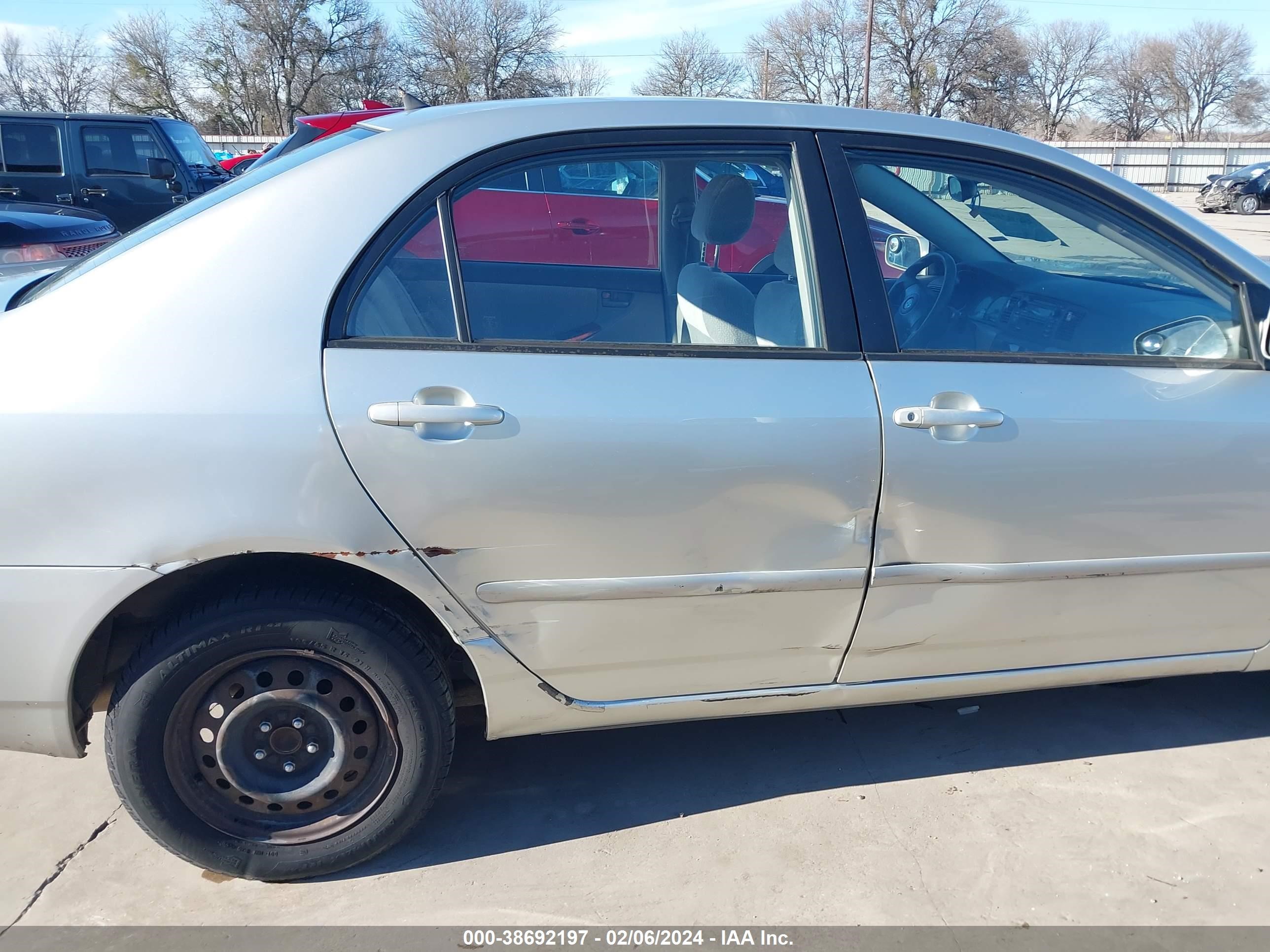 Photo 5 VIN: JTDBR32E032006849 - TOYOTA COROLLA 