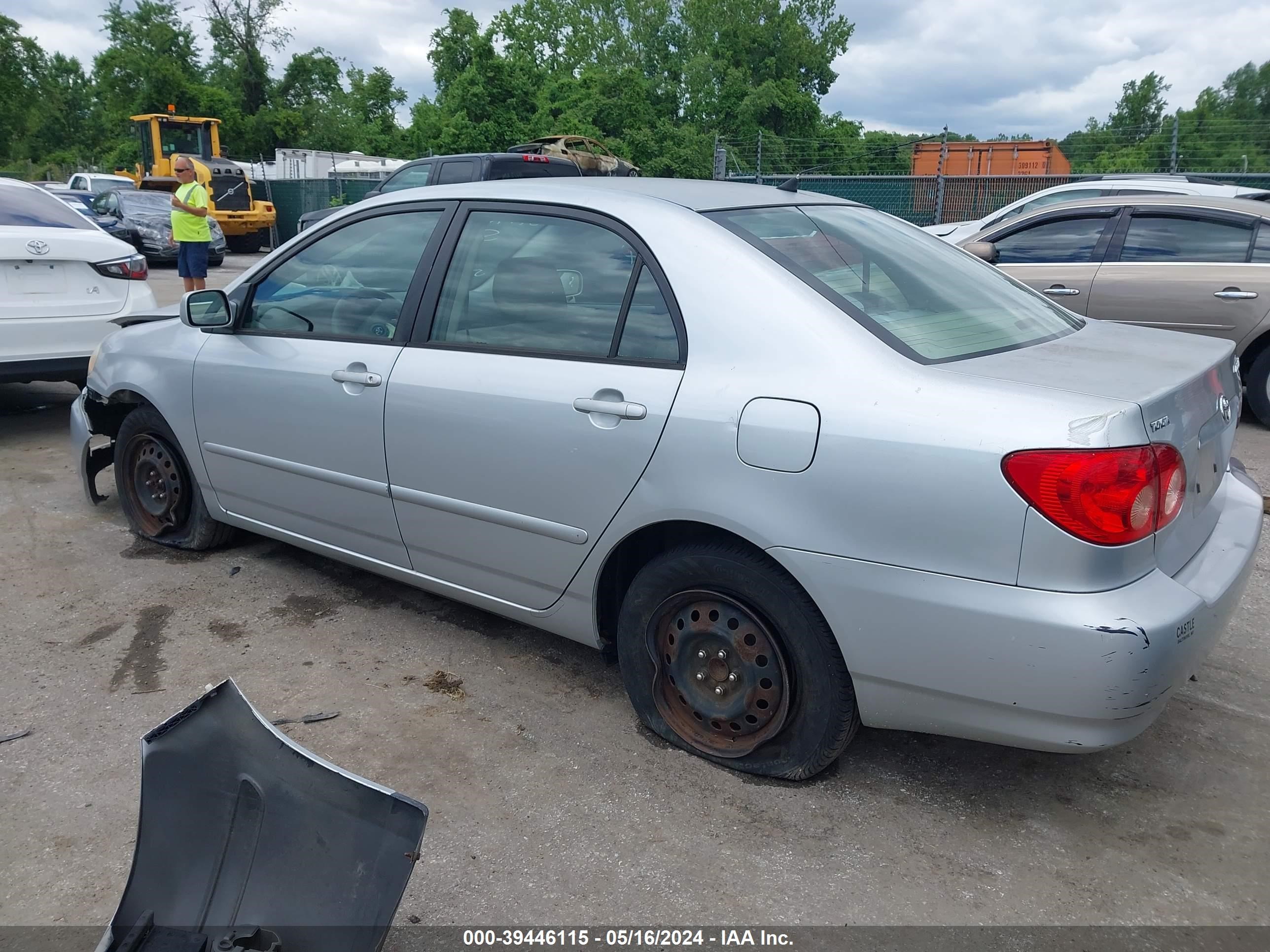 Photo 2 VIN: JTDBR32E760065820 - TOYOTA COROLLA 