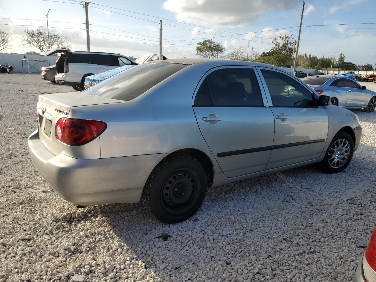 Photo 2 VIN: JTDBR32E842037901 - TOYOTA COROLLA 