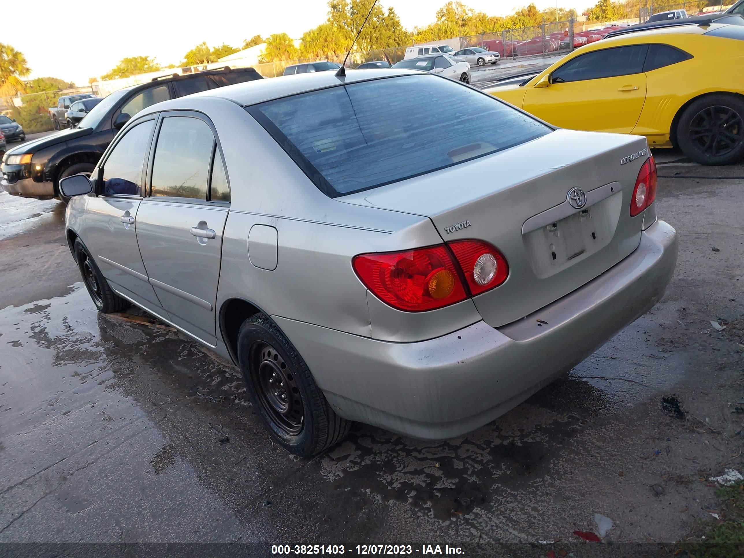 Photo 2 VIN: JTDBR32E942024624 - TOYOTA COROLLA 