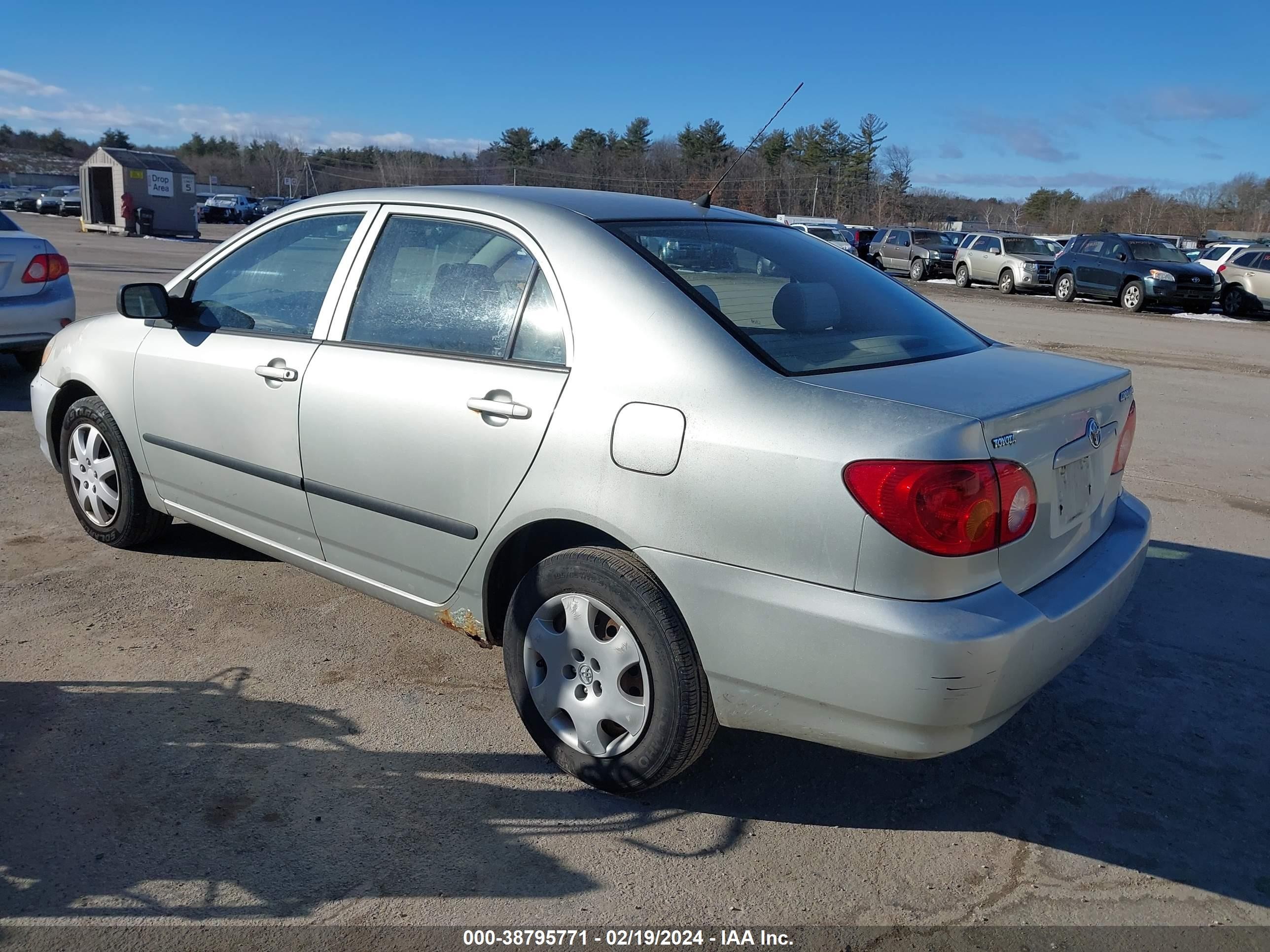 Photo 2 VIN: JTDBR32EX30044441 - TOYOTA COROLLA 