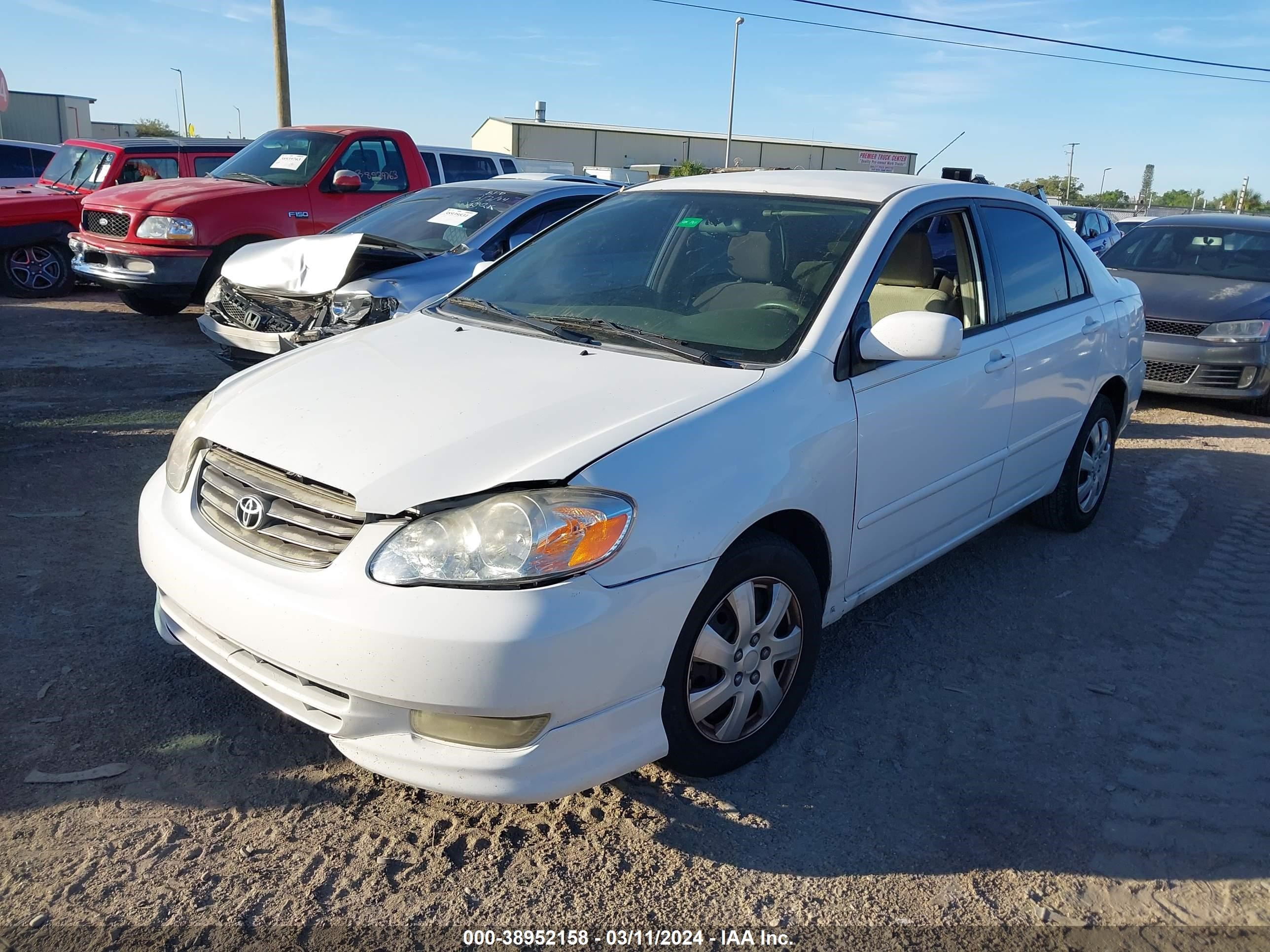 Photo 1 VIN: JTDBR32EX42029377 - TOYOTA COROLLA 