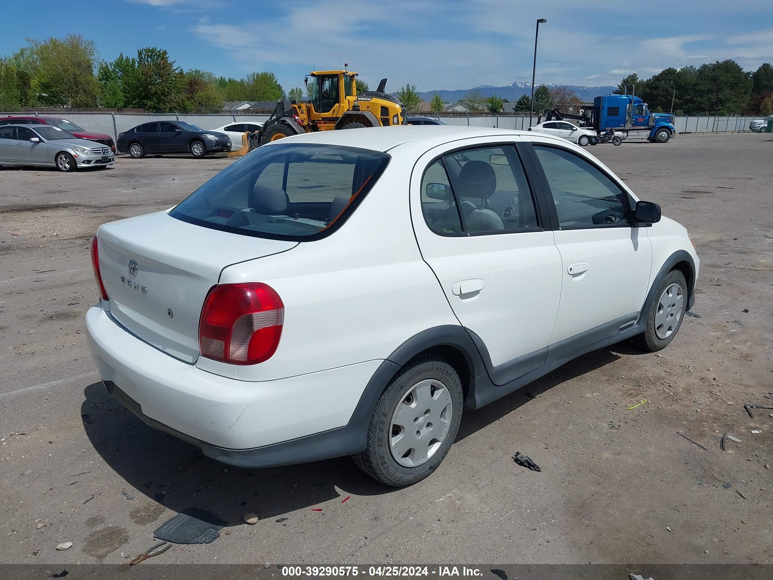 Photo 3 VIN: JTDBT123210100518 - TOYOTA ECHO 