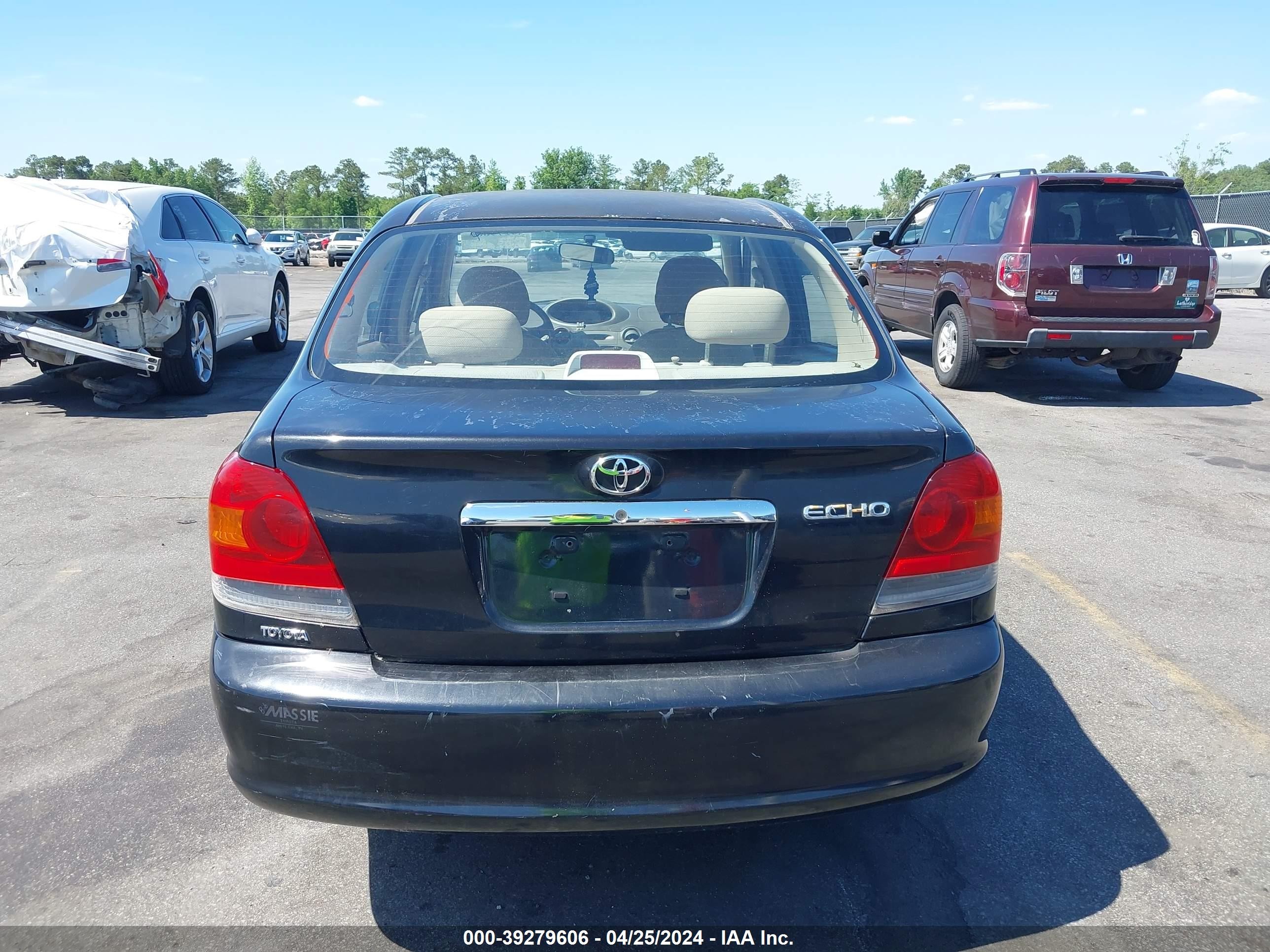 Photo 15 VIN: JTDBT123235035045 - TOYOTA ECHO 