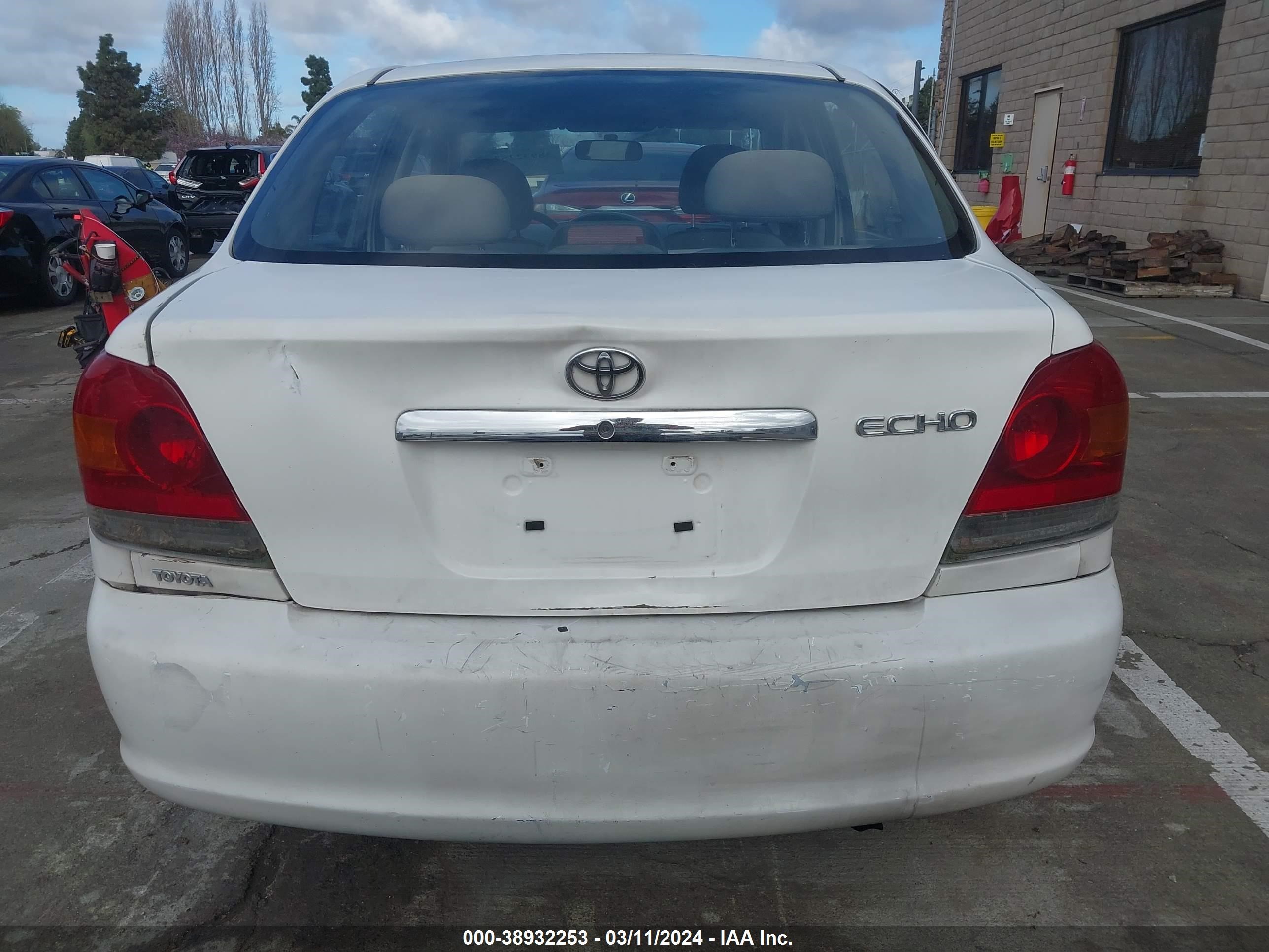 Photo 15 VIN: JTDBT123335053649 - TOYOTA ECHO 