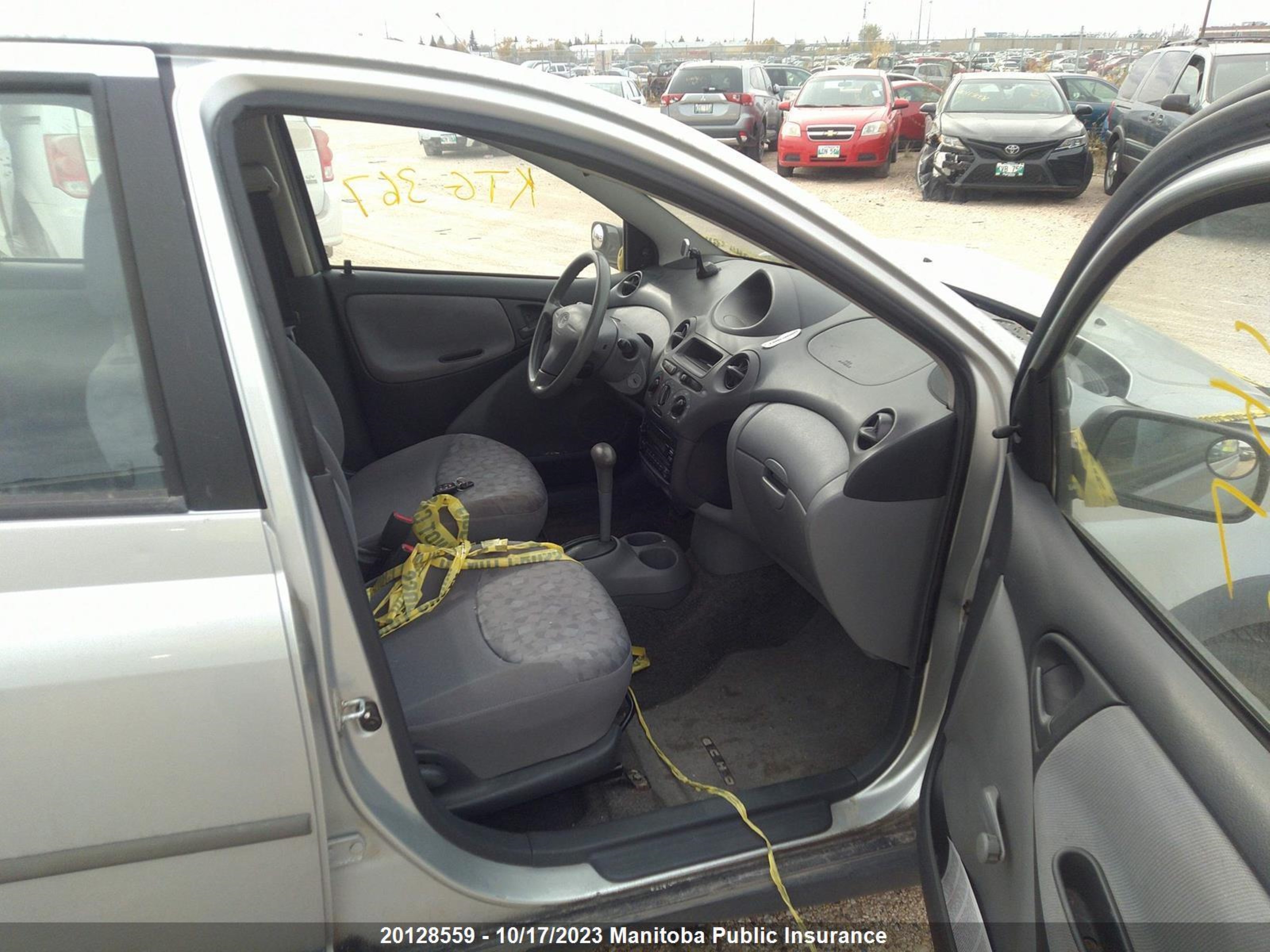 Photo 4 VIN: JTDBT123510105938 - TOYOTA ECHO 